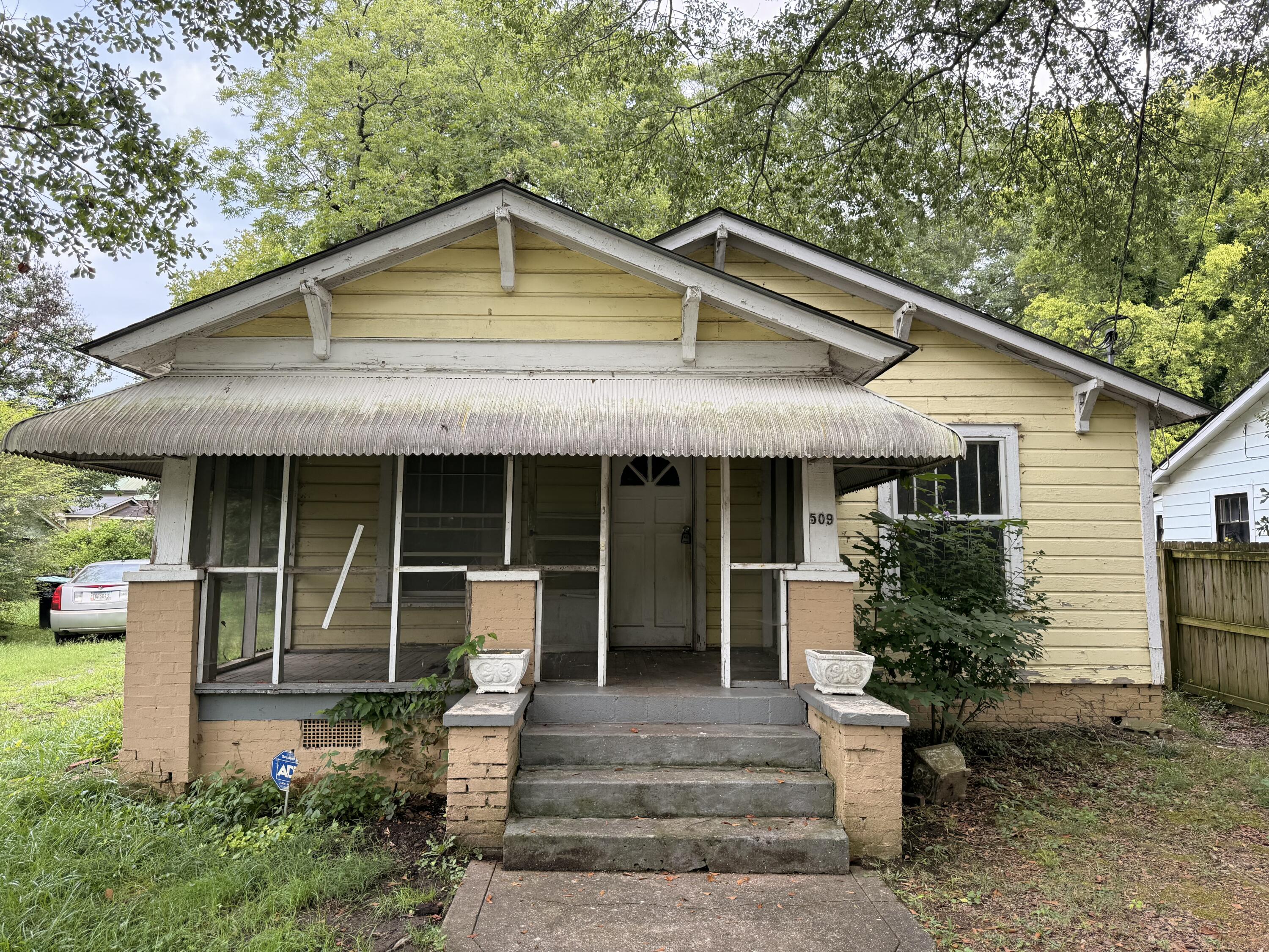 509 Pennington Avenue Sw Property Photo 1
