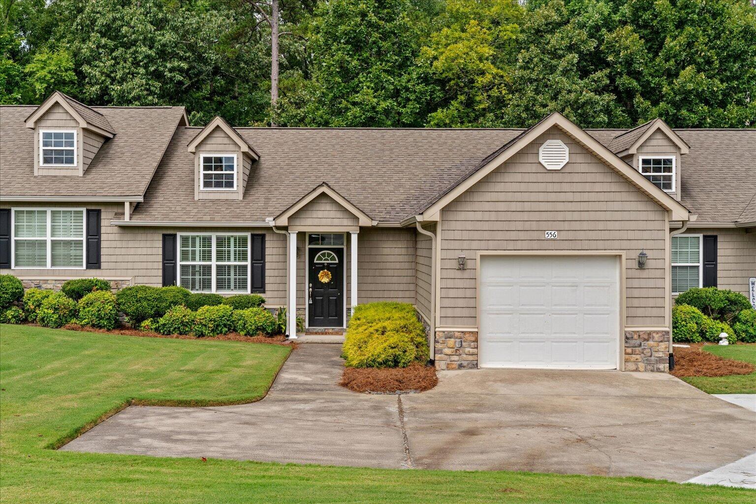 556 Hamilton Way Property Photo 1