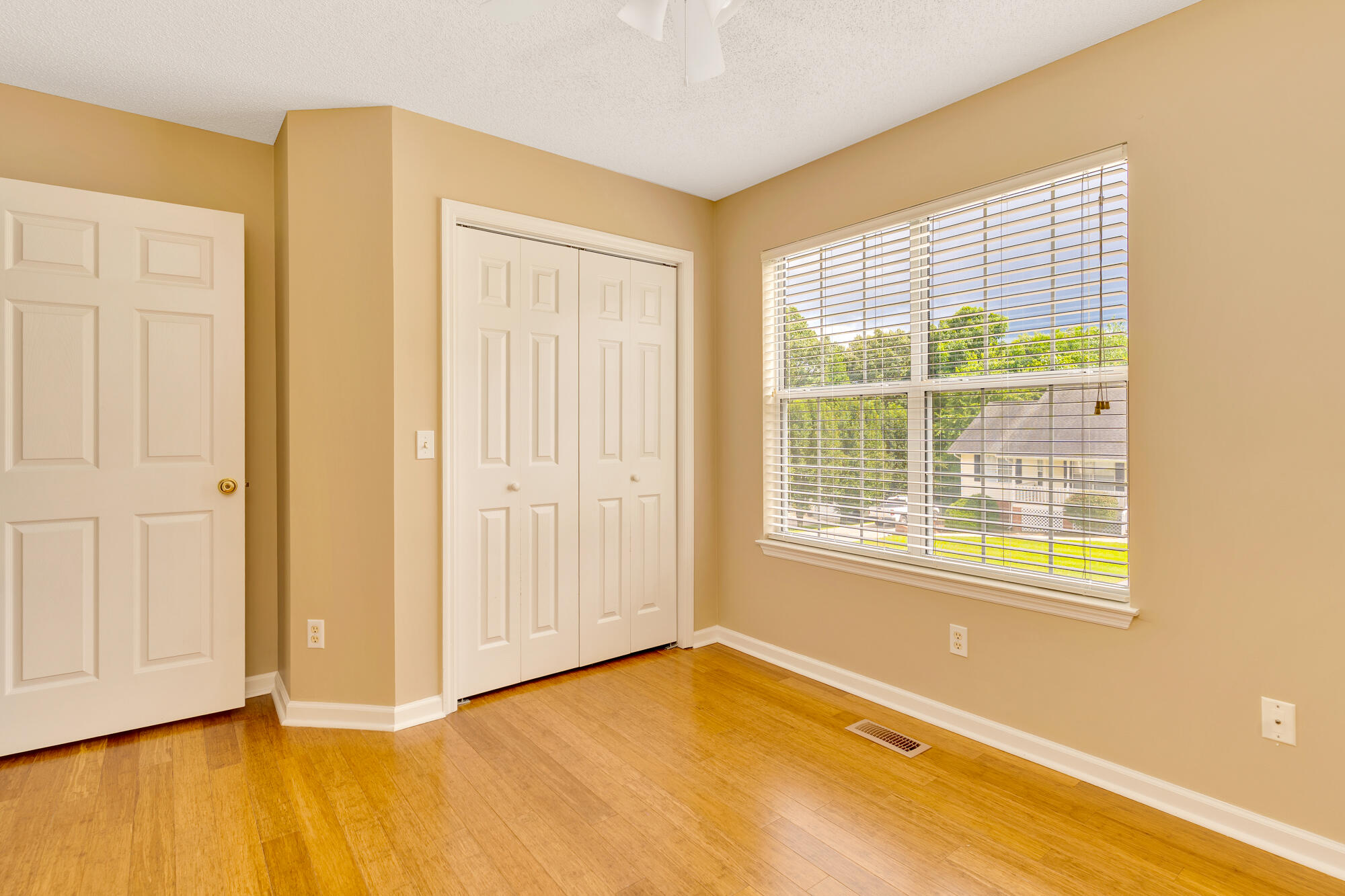 6815 Sawtooth Drive Property Photo 24