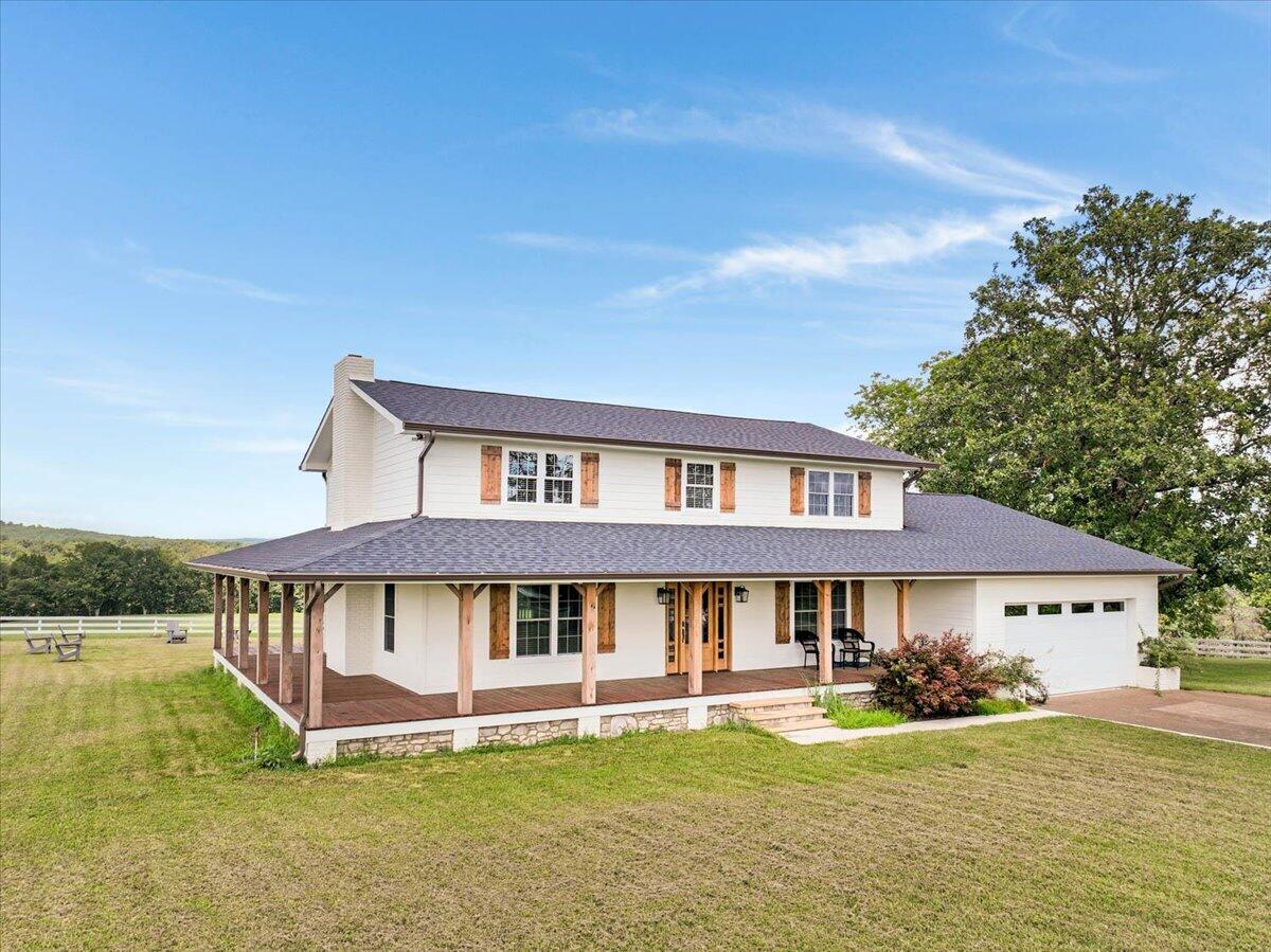 841 Avery Road Property Photo 2