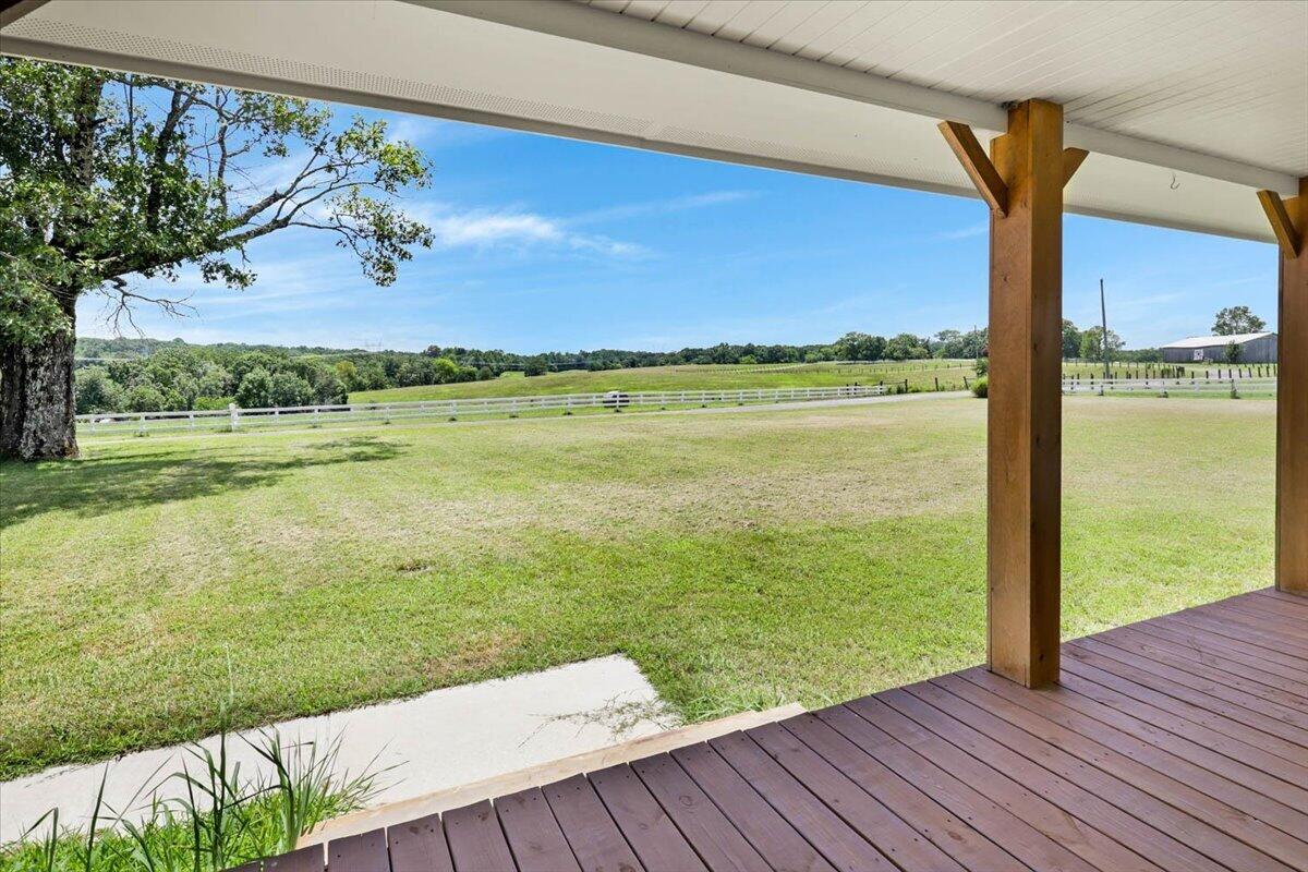 841 Avery Road Property Photo 4