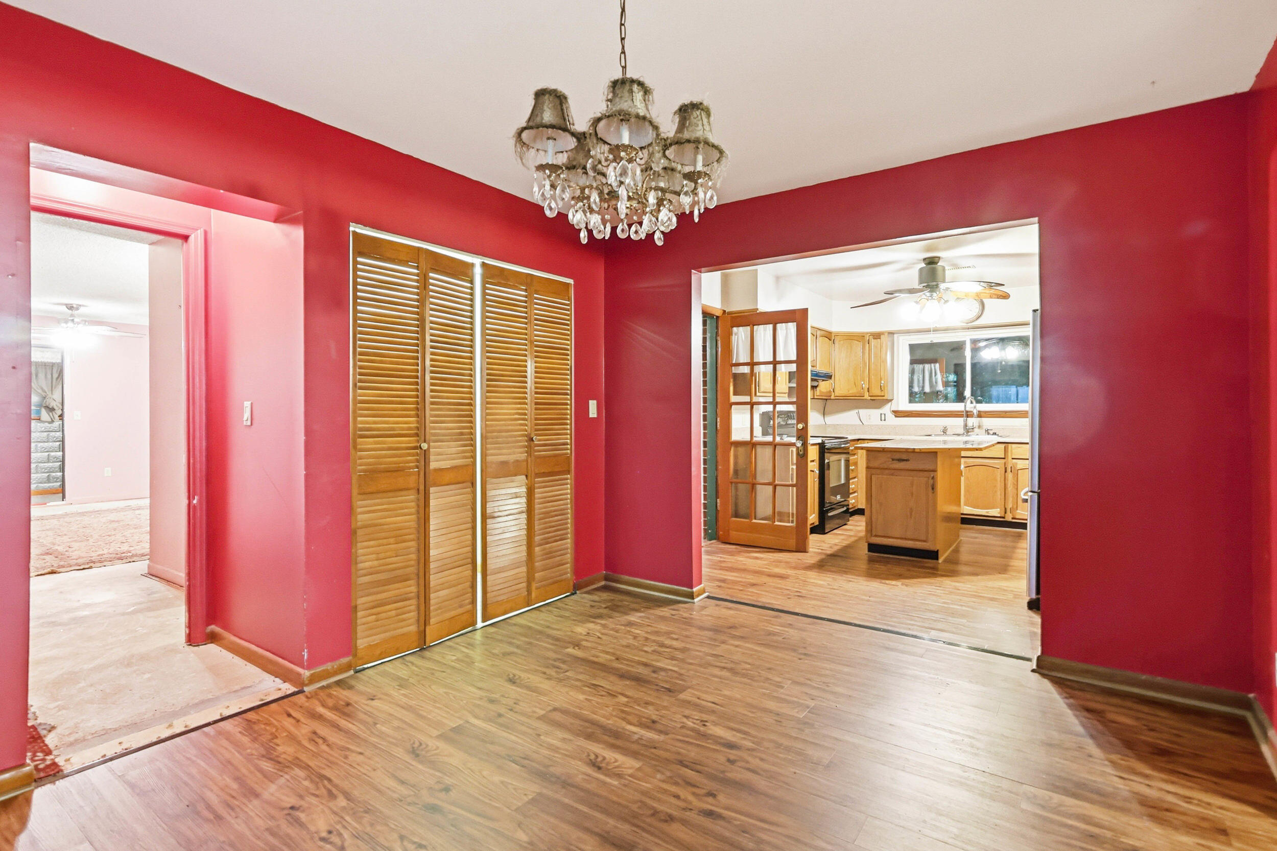 6514 White Oak Valley Circle Property Photo 6