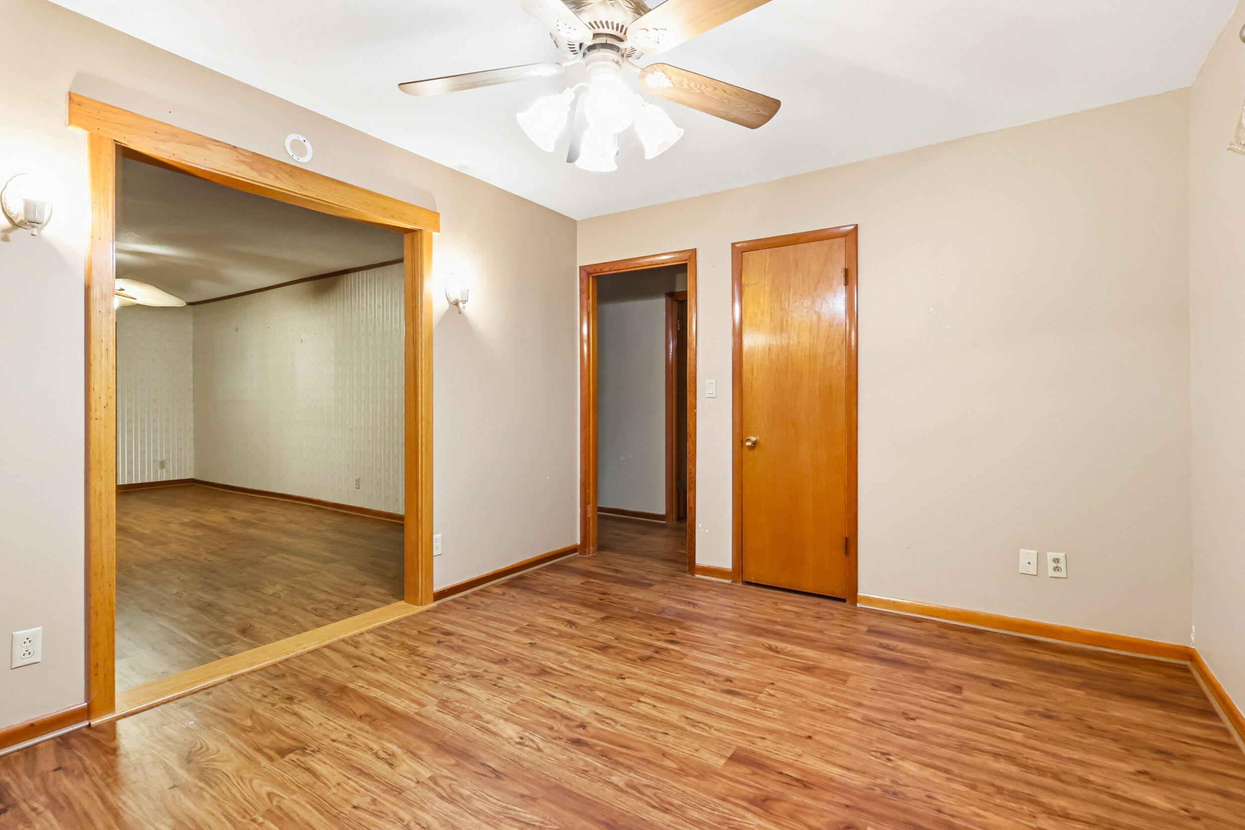 6514 White Oak Valley Circle Property Photo 10