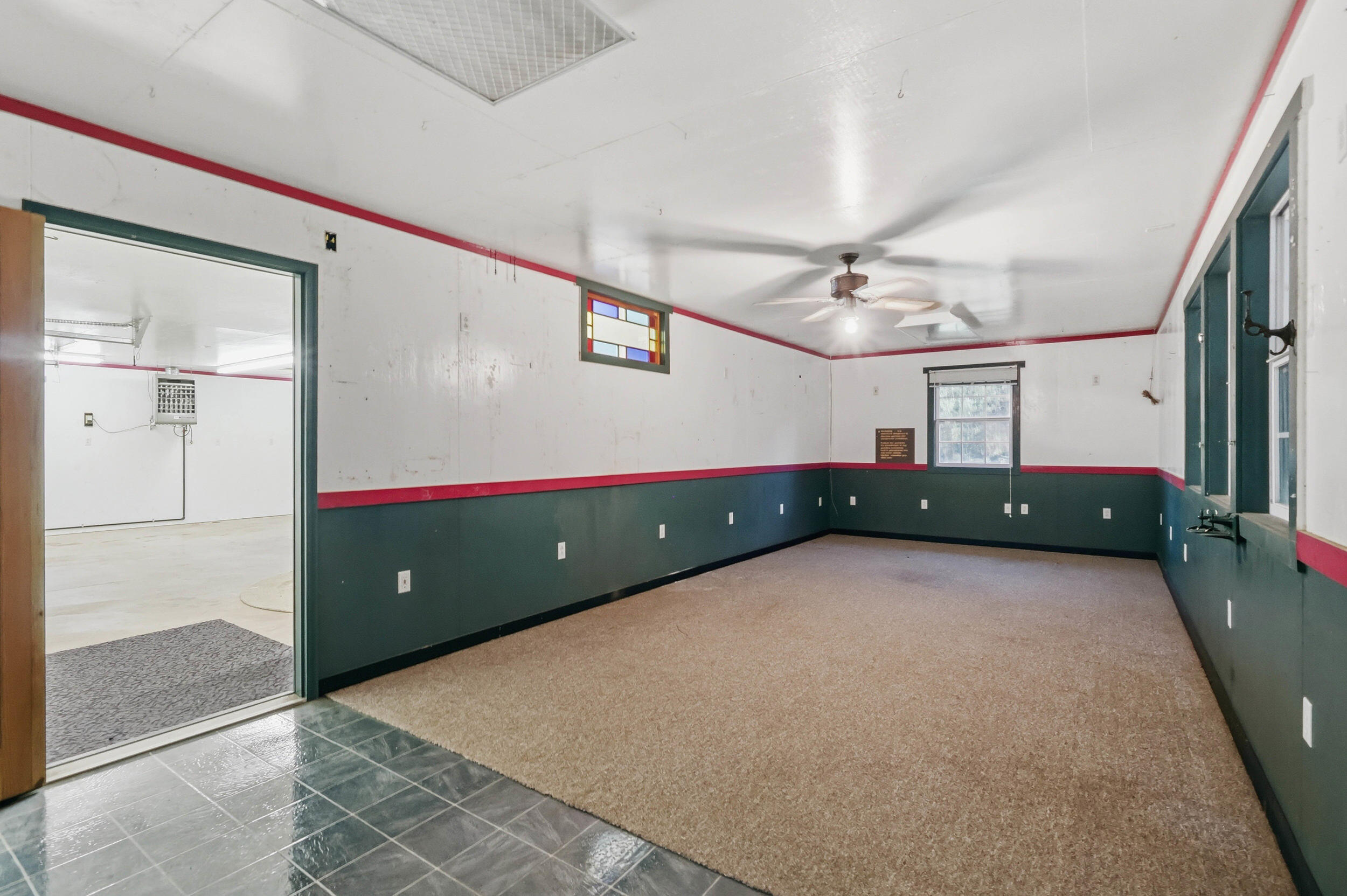 6514 White Oak Valley Circle Property Photo 28