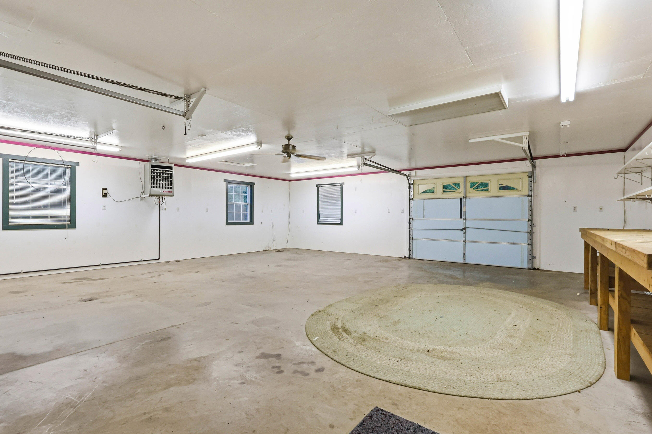 6514 White Oak Valley Circle Property Photo 29