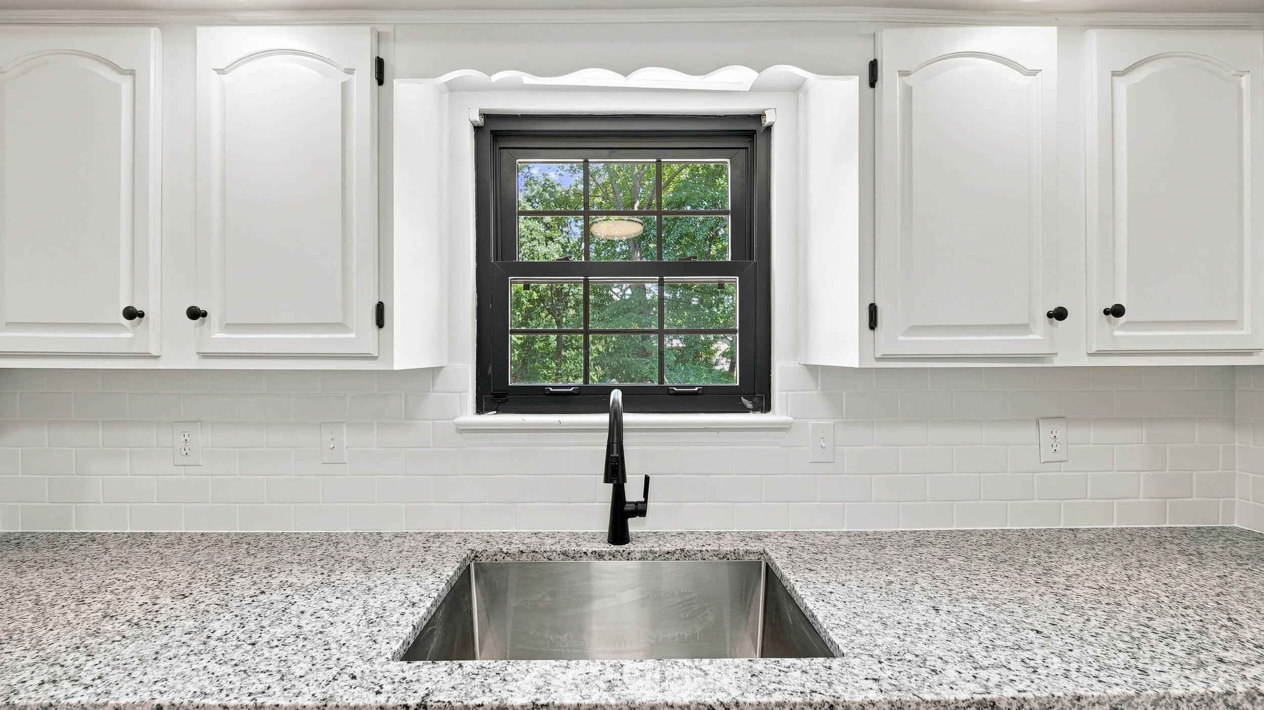 316 Shadow Parkway Property Photo 10
