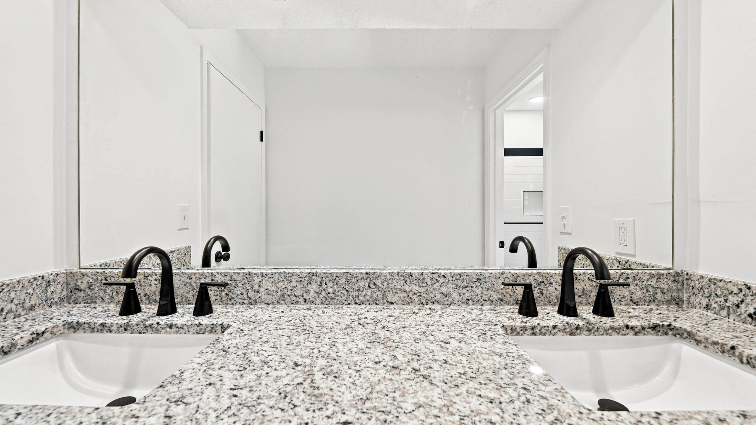 316 Shadow Parkway Property Photo 16