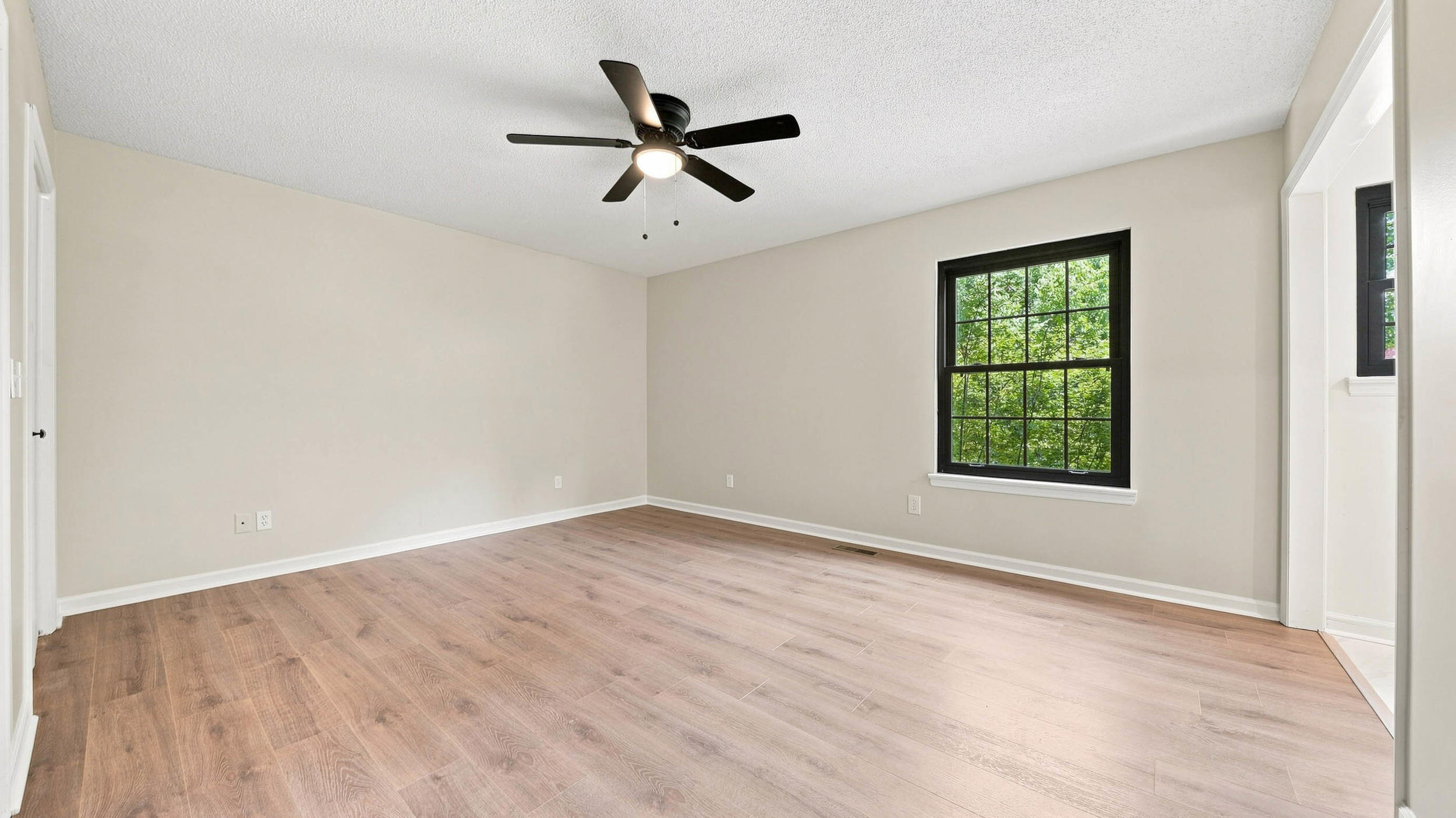 316 Shadow Parkway Property Photo 18