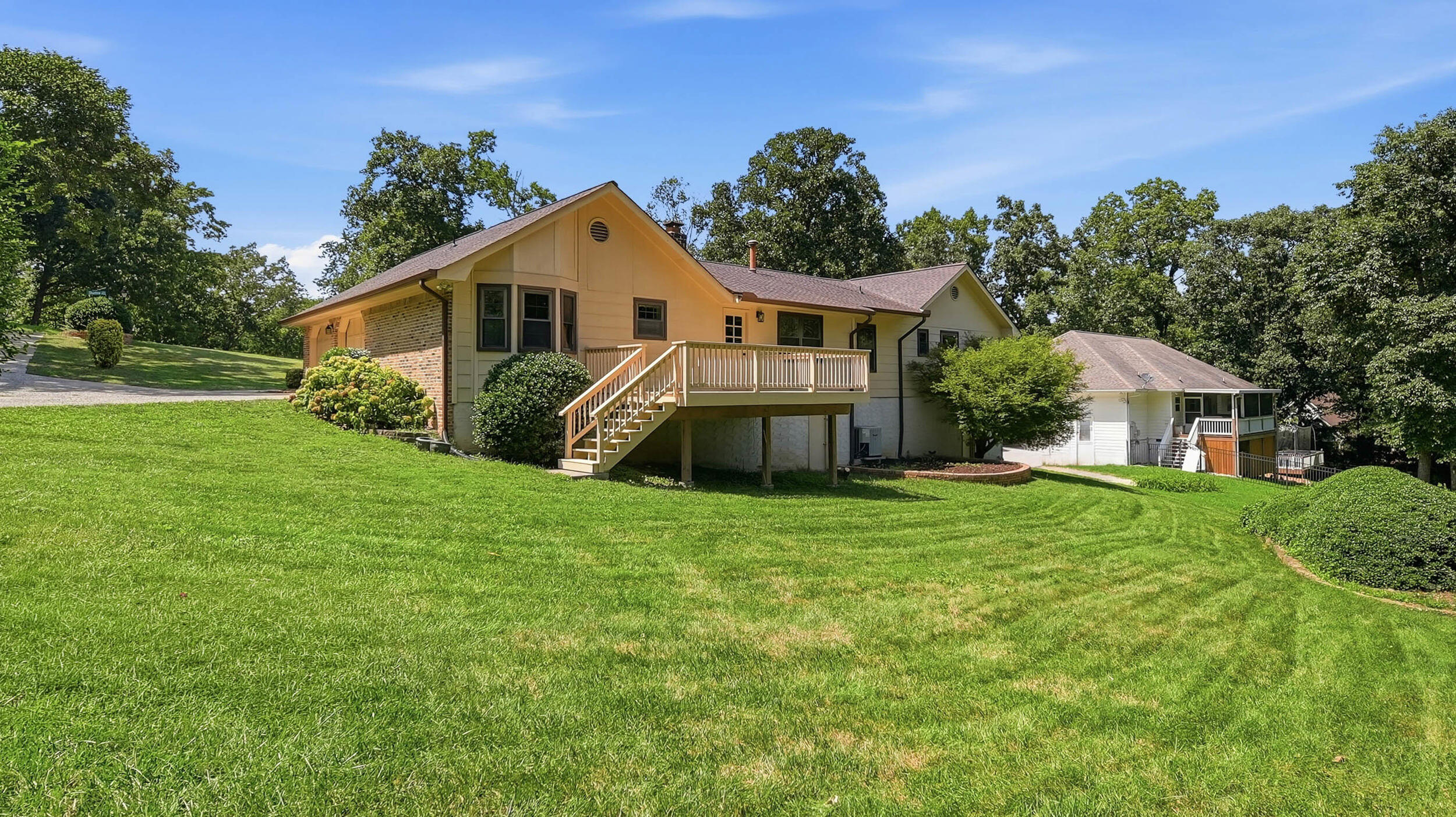 316 Shadow Parkway Property Photo 23