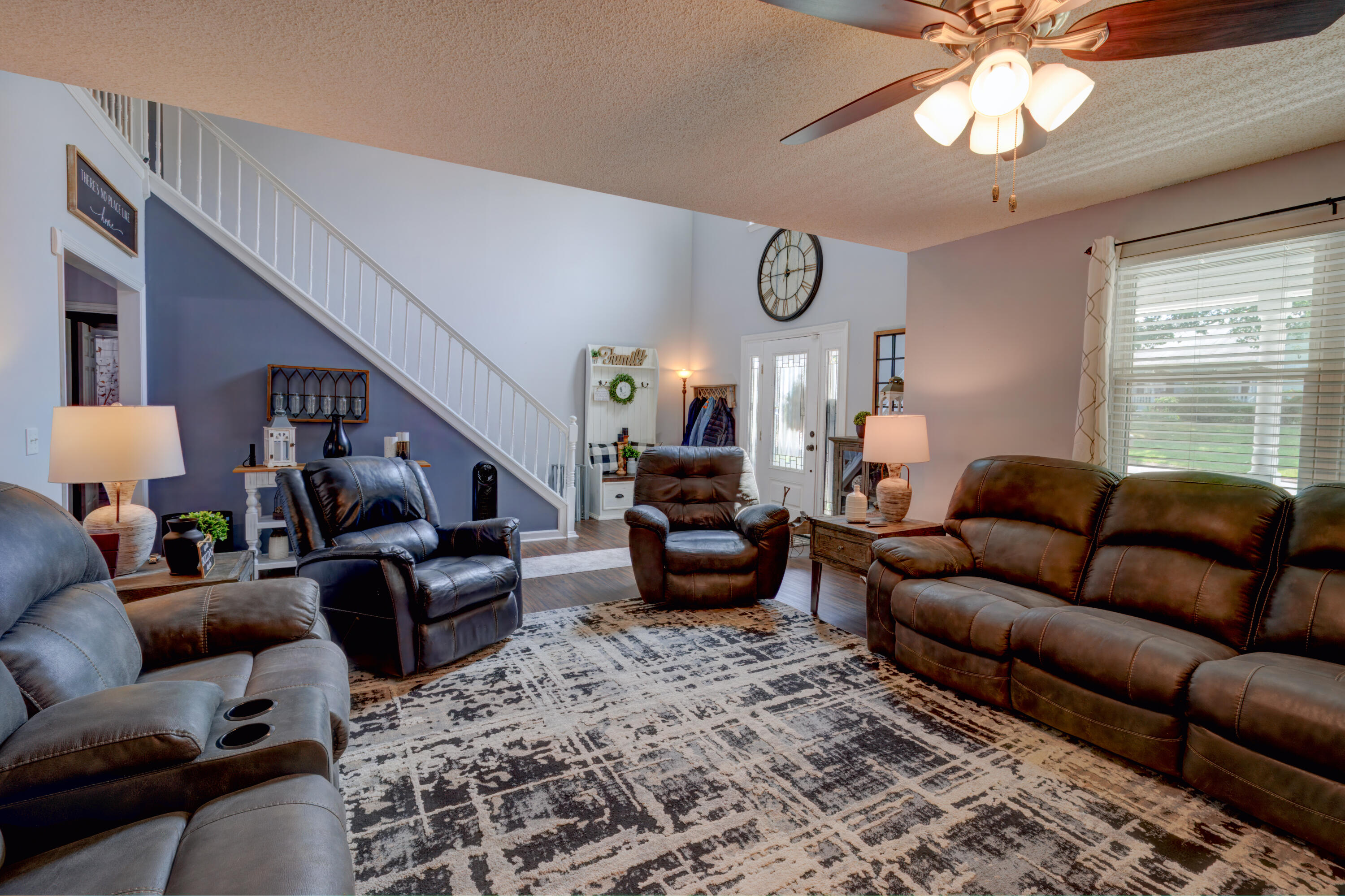 4010 Banner Crest Drive Property Photo 6