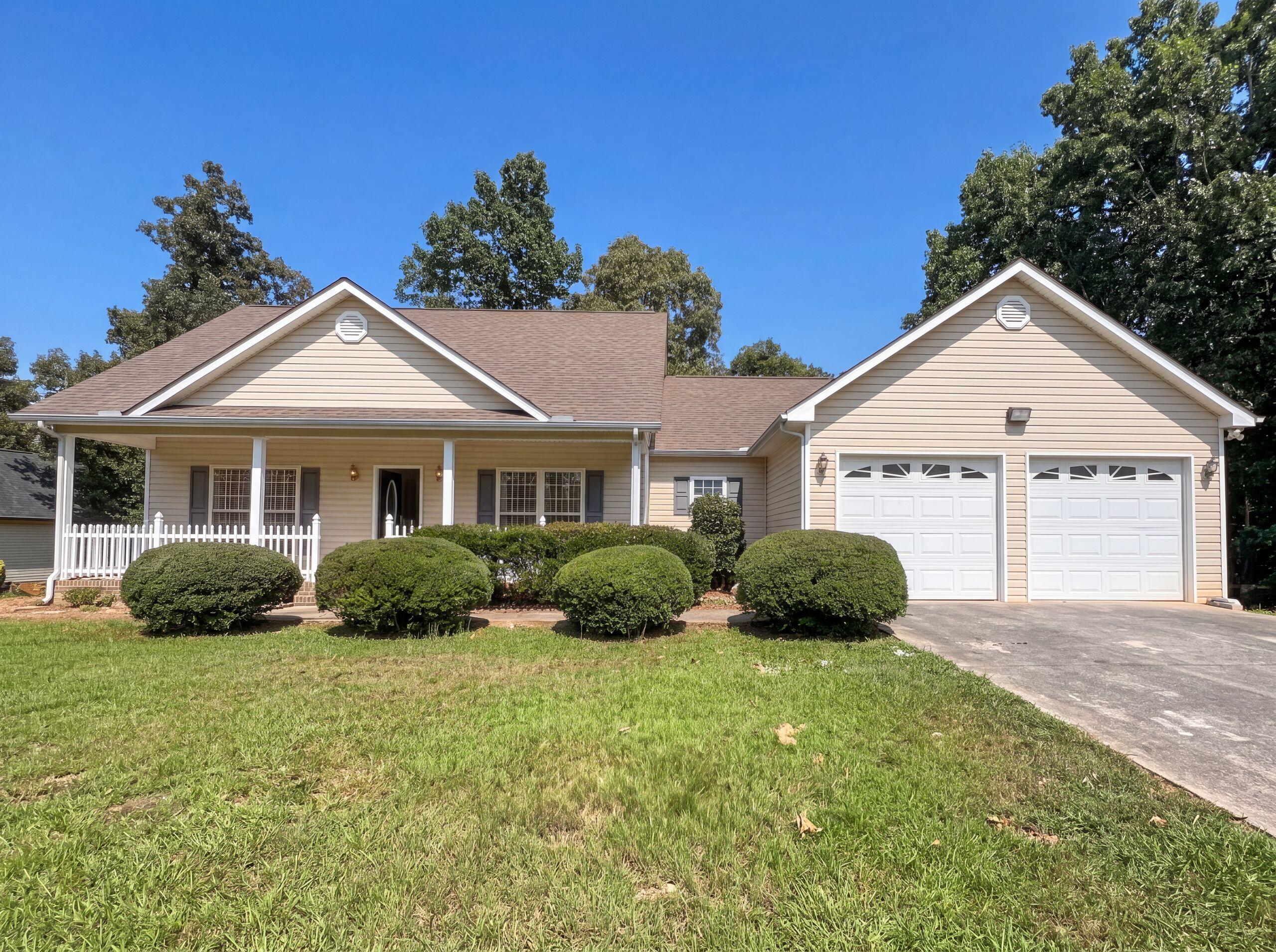 3073 Saratoga Drive Property Photo 1