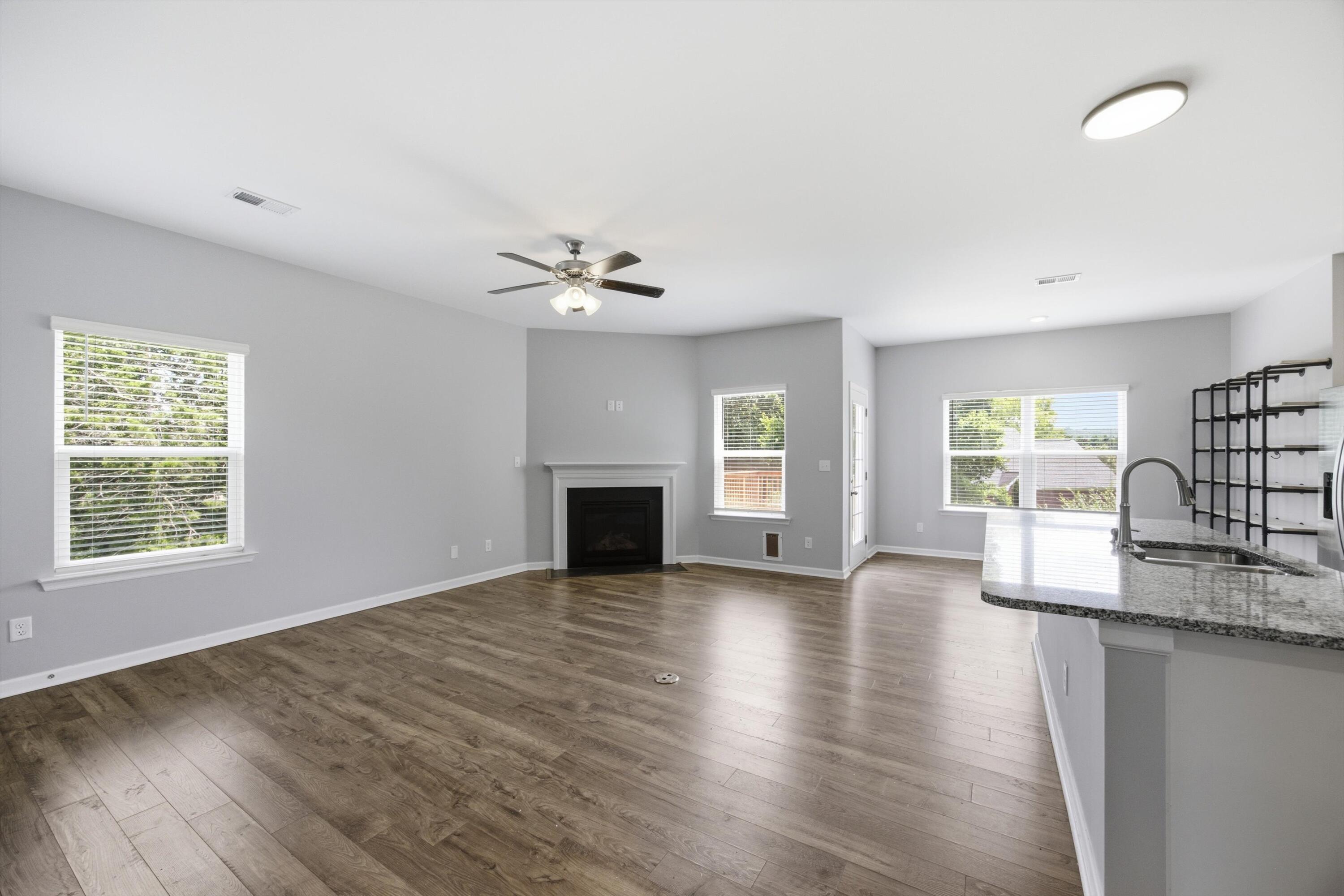 9842 Ramble Brook Lane Property Photo 6