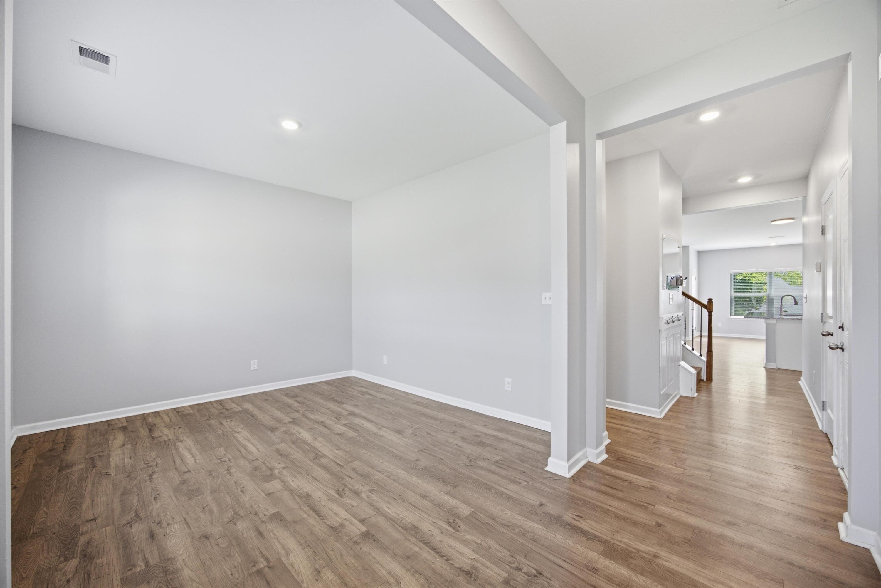 9842 Ramble Brook Lane Property Photo 8