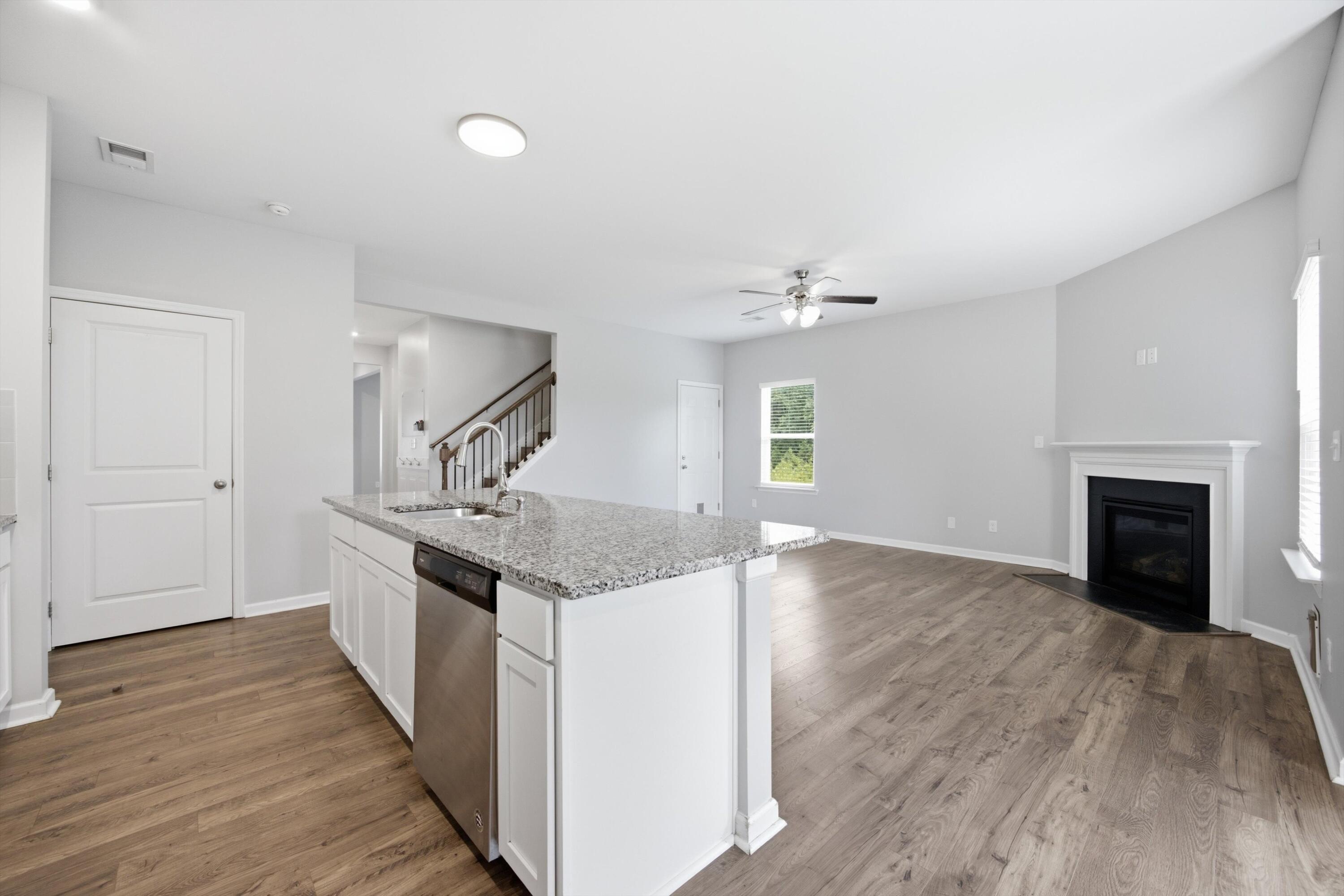 9842 Ramble Brook Lane Property Photo 12