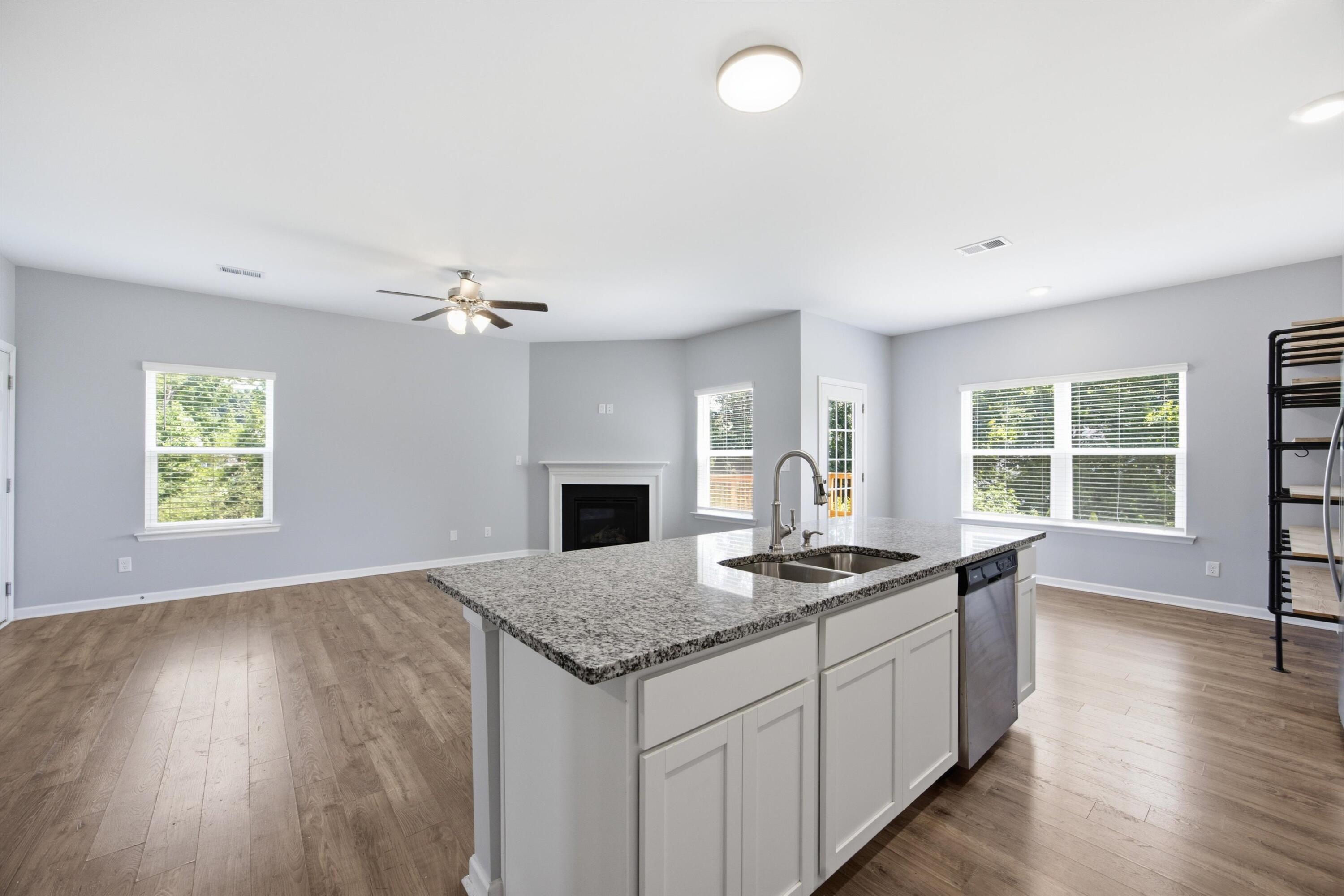 9842 Ramble Brook Lane Property Photo 16
