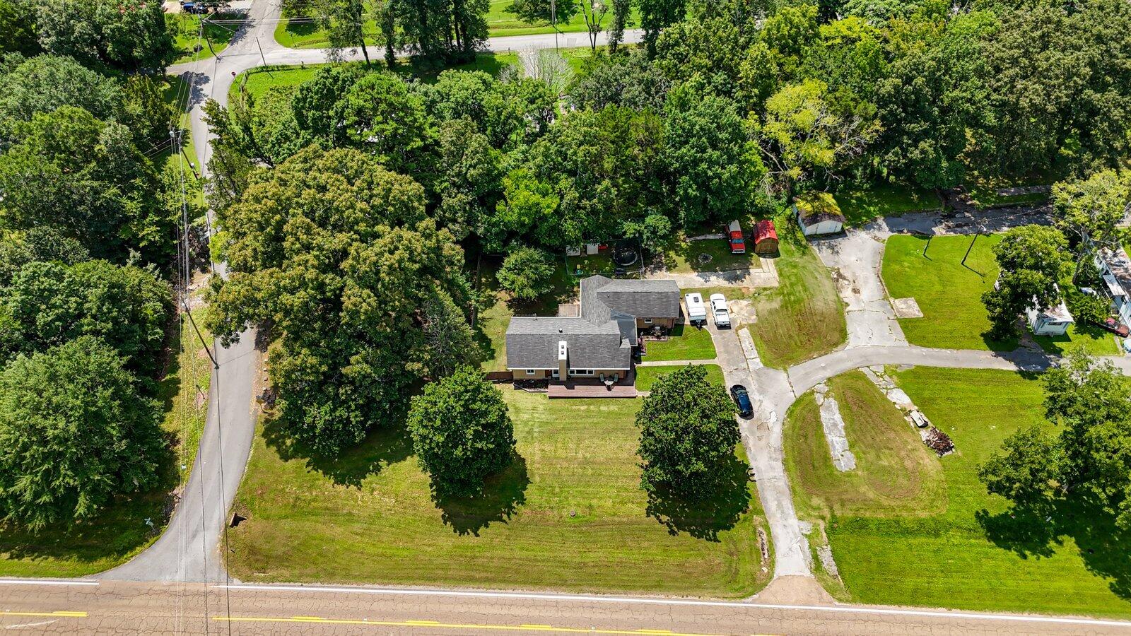 673 Highway 150 Property Photo 7