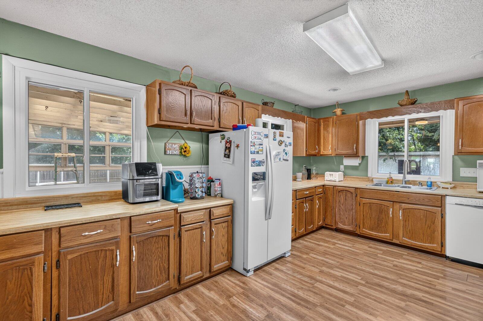 673 Highway 150 Property Photo 10