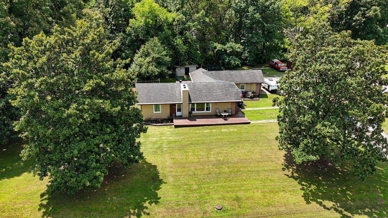 673 Highway 150 Property Photo 27