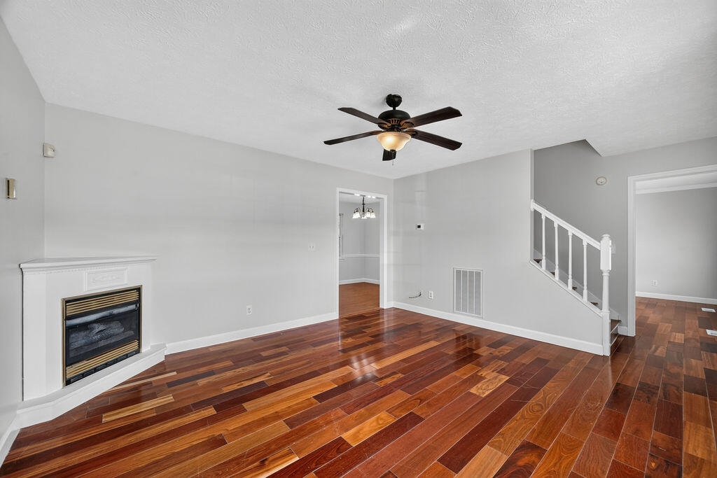 98 Chestnut Ridge Road Property Photo 9