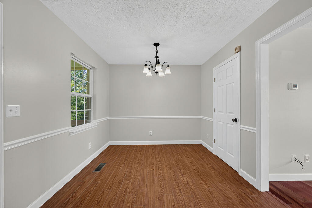 98 Chestnut Ridge Road Property Photo 14