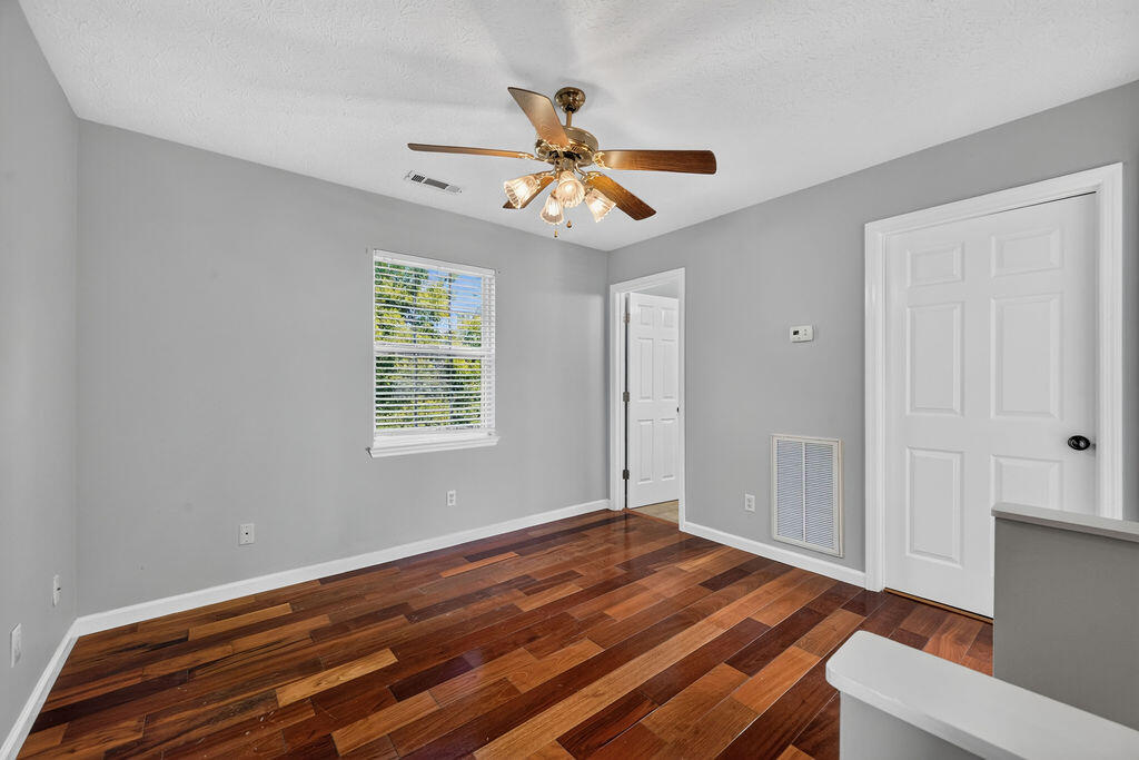 98 Chestnut Ridge Road Property Photo 20