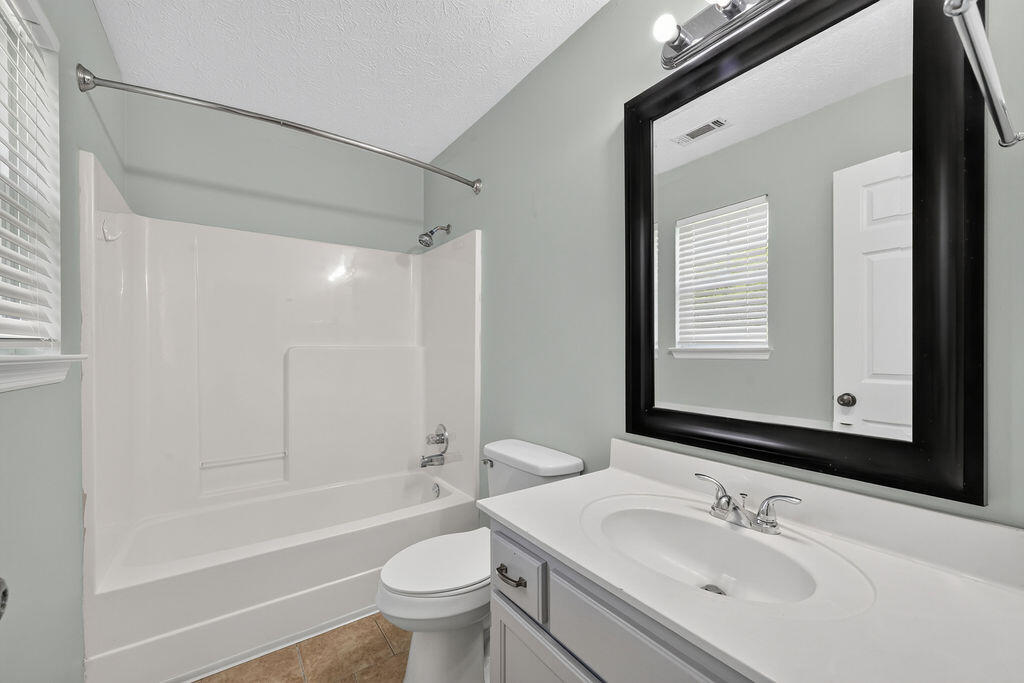 98 Chestnut Ridge Road Property Photo 27