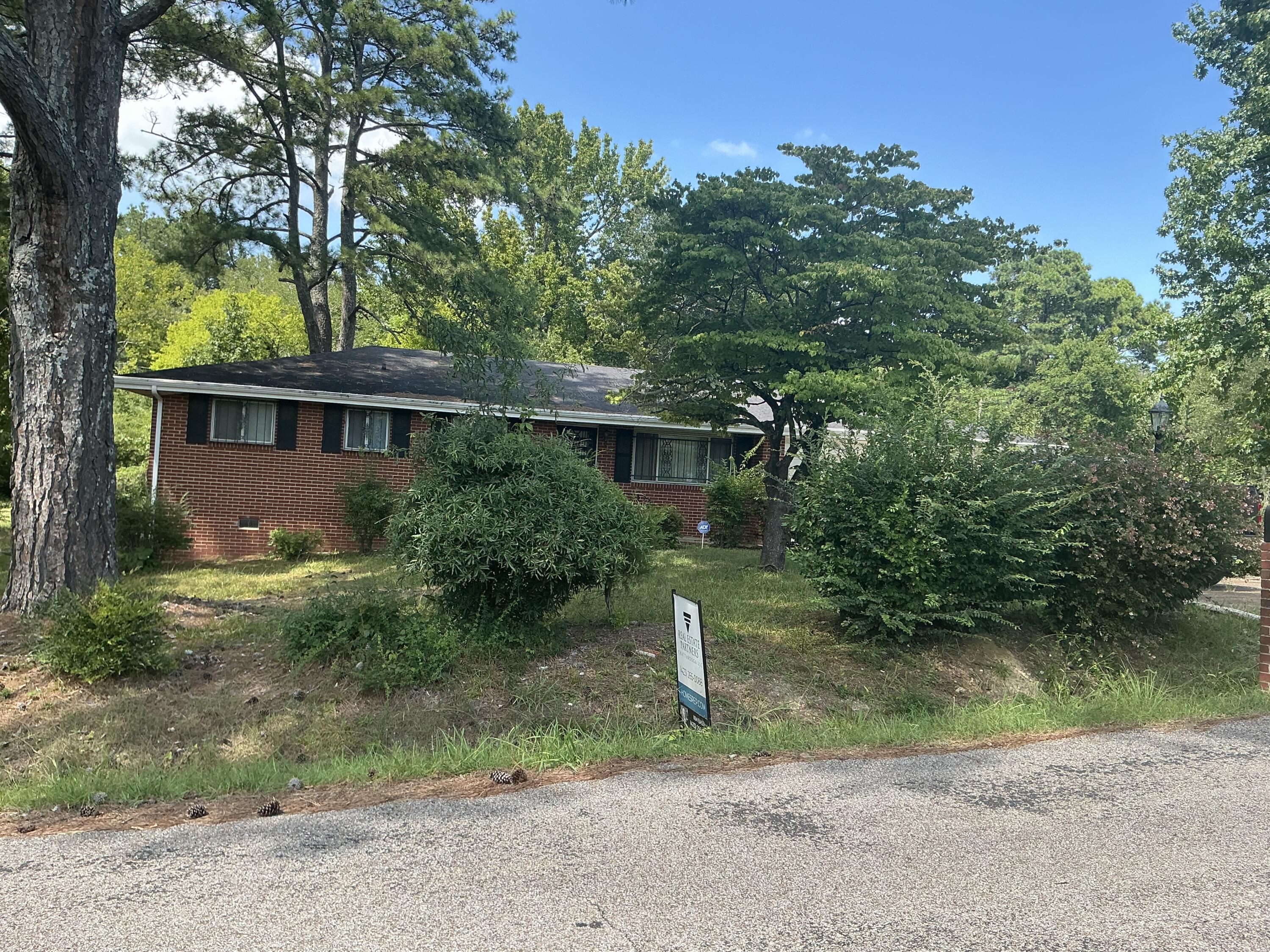 5507 Upshaw Drive Property Photo 6