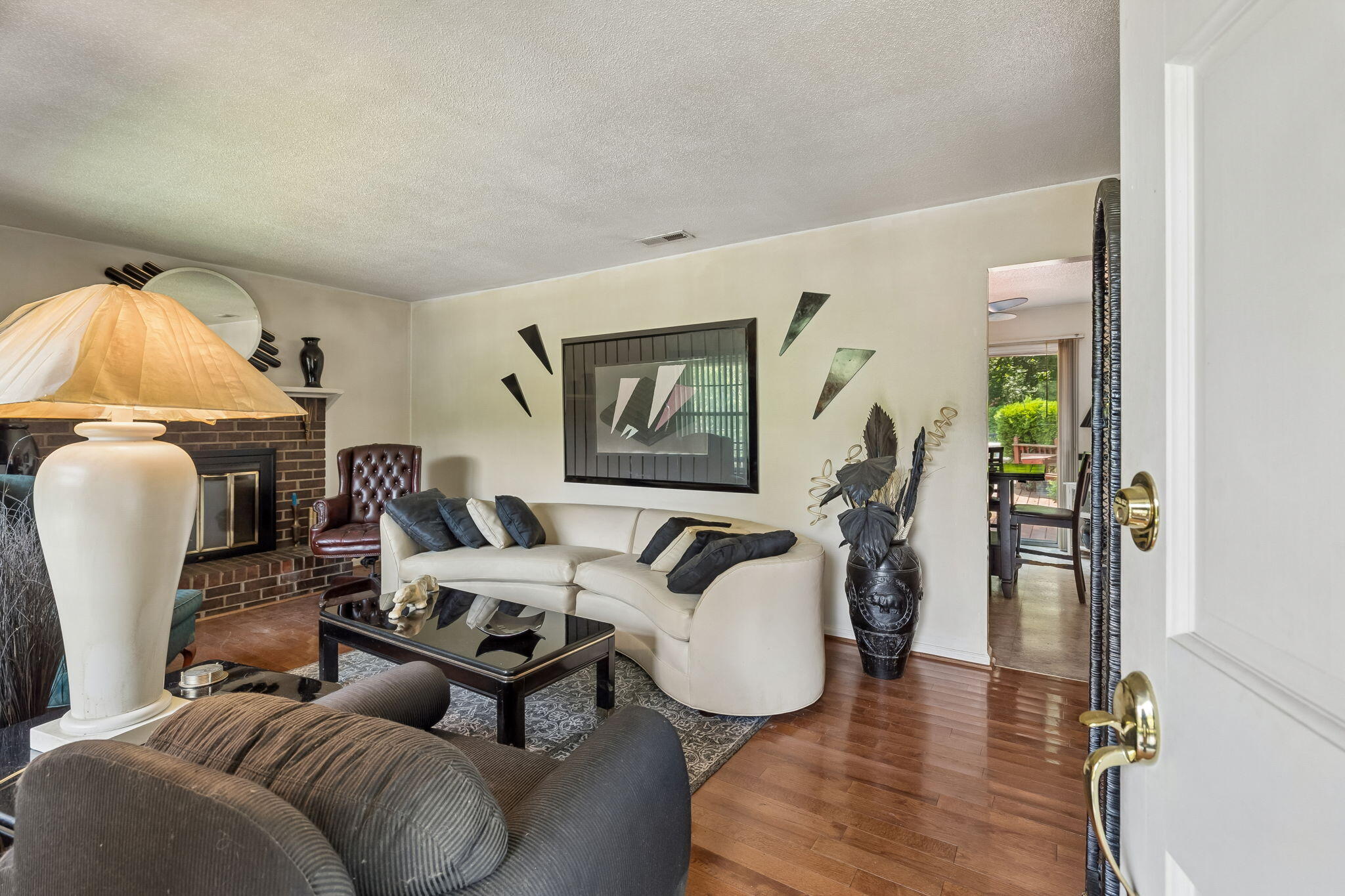 6933 Barter Drive Property Photo 6