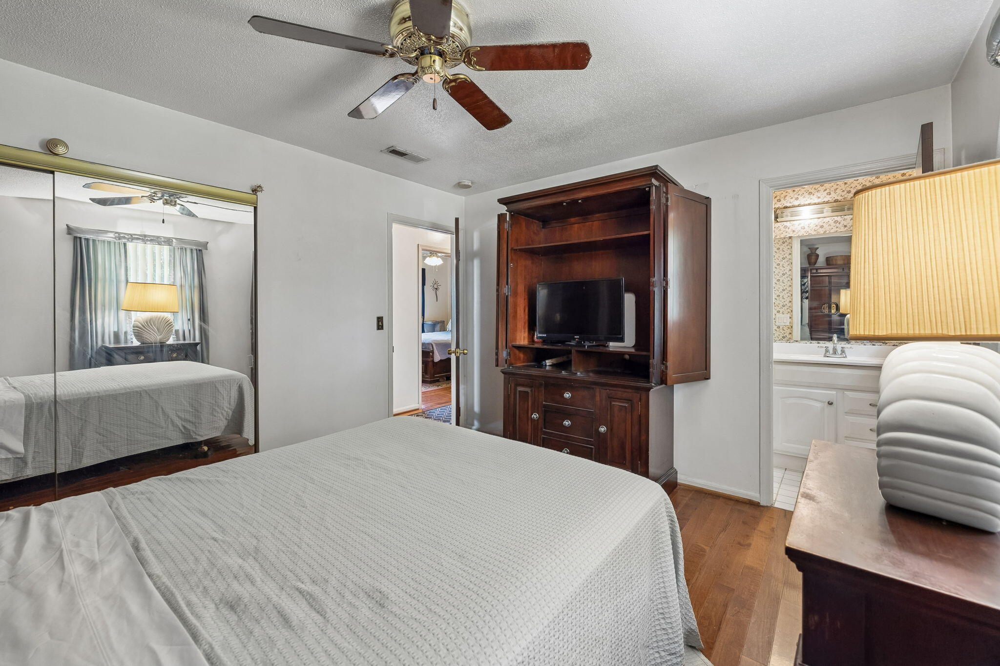 6933 Barter Drive Property Photo 25