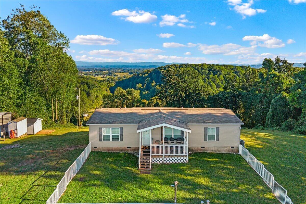 1540858 Property Photo 2