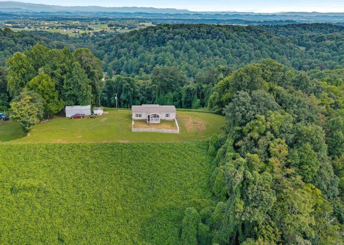 1540858 Property Photo 7