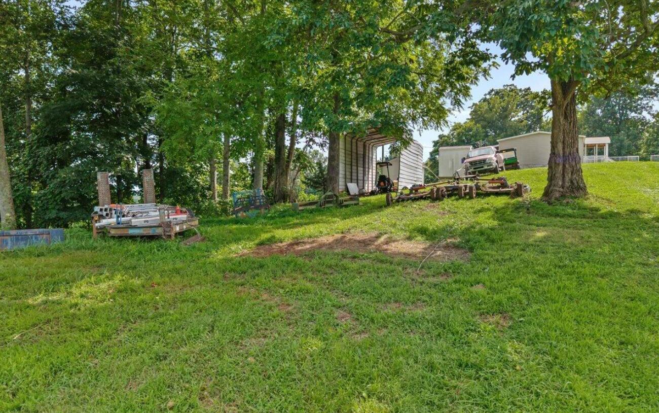 1540858 Property Photo 27