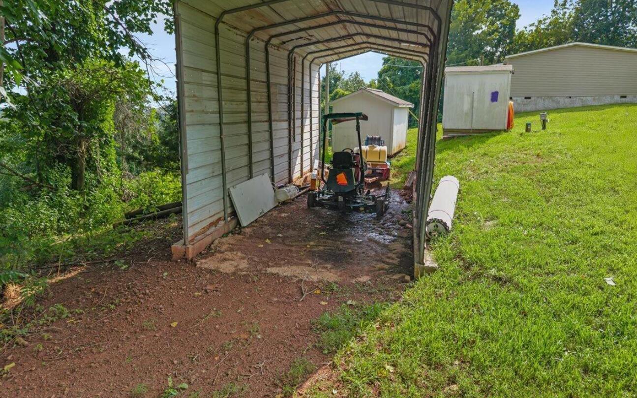 1540858 Property Photo 28