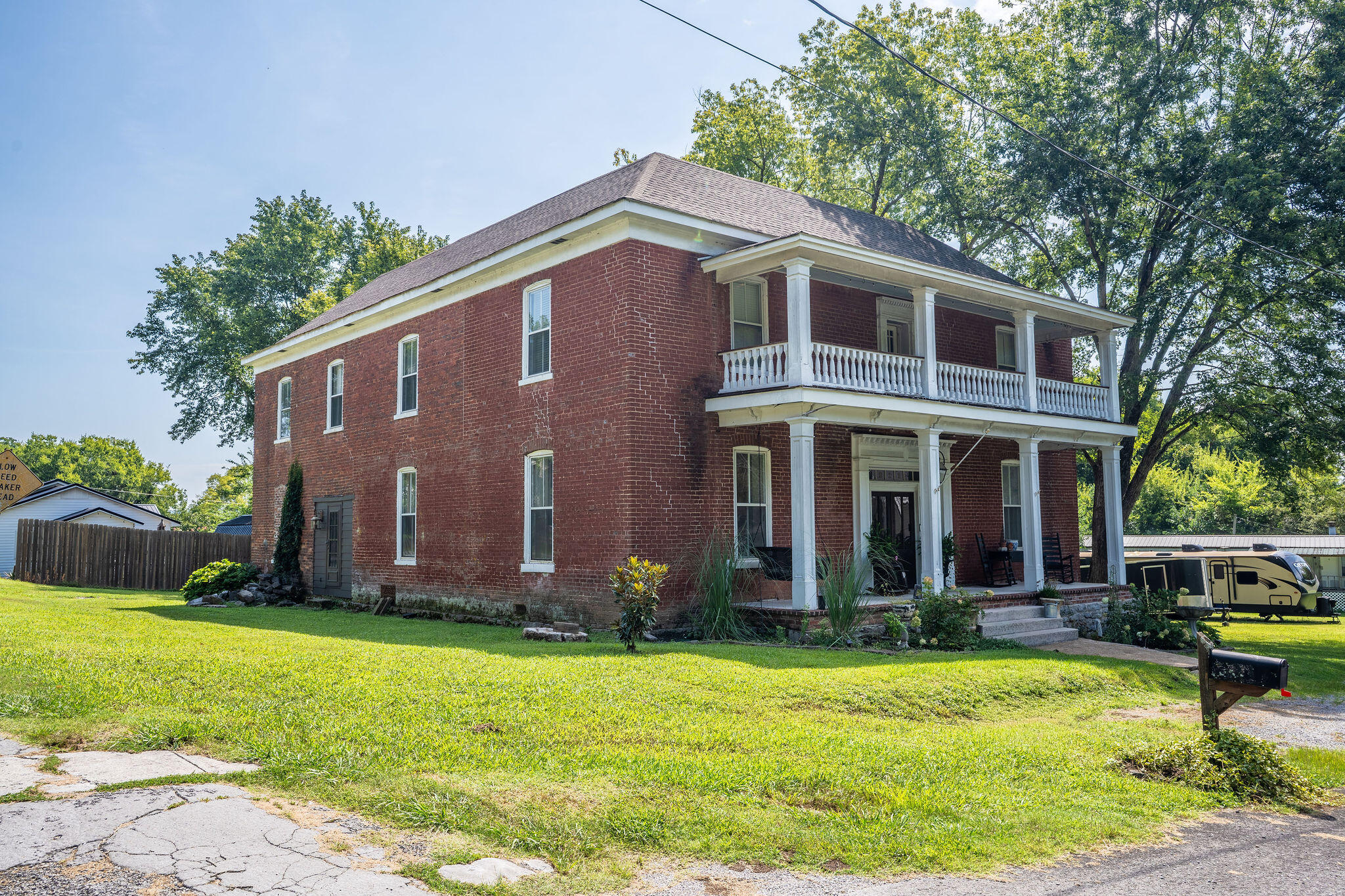 211 Church Street Property Photo 1