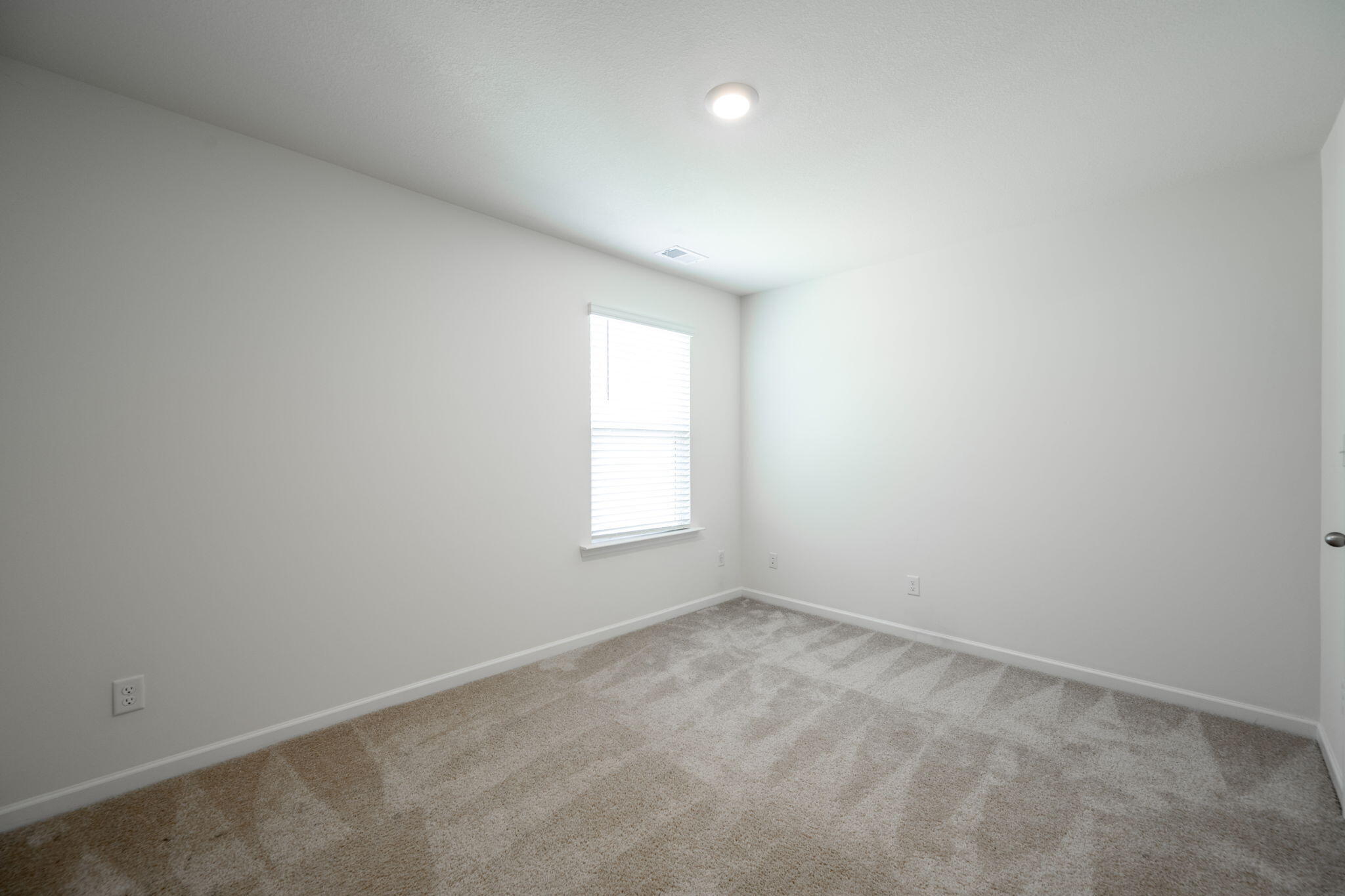 2411 Tournament Drive Property Photo 20
