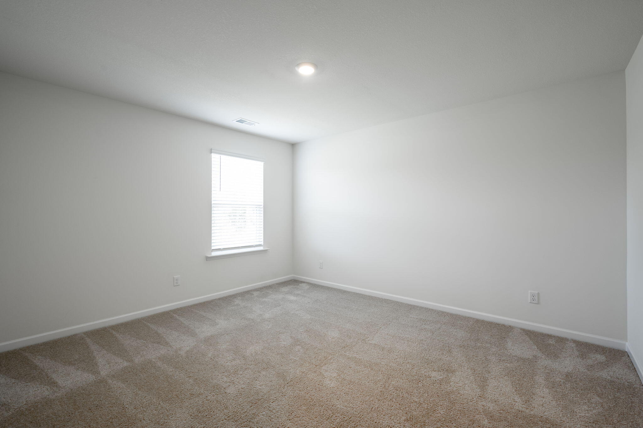 2411 Tournament Drive Property Photo 22