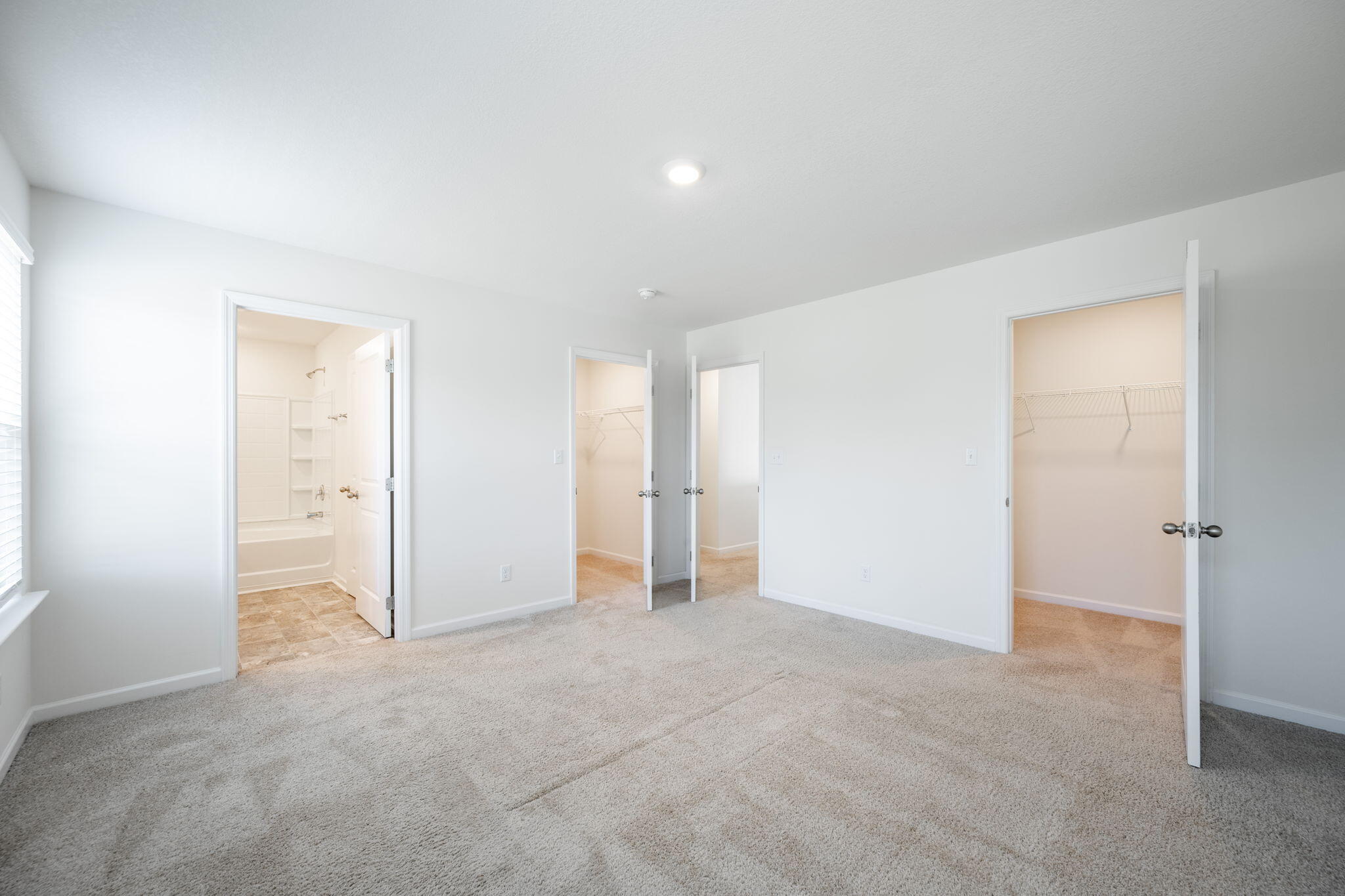 2411 Tournament Drive Property Photo 25