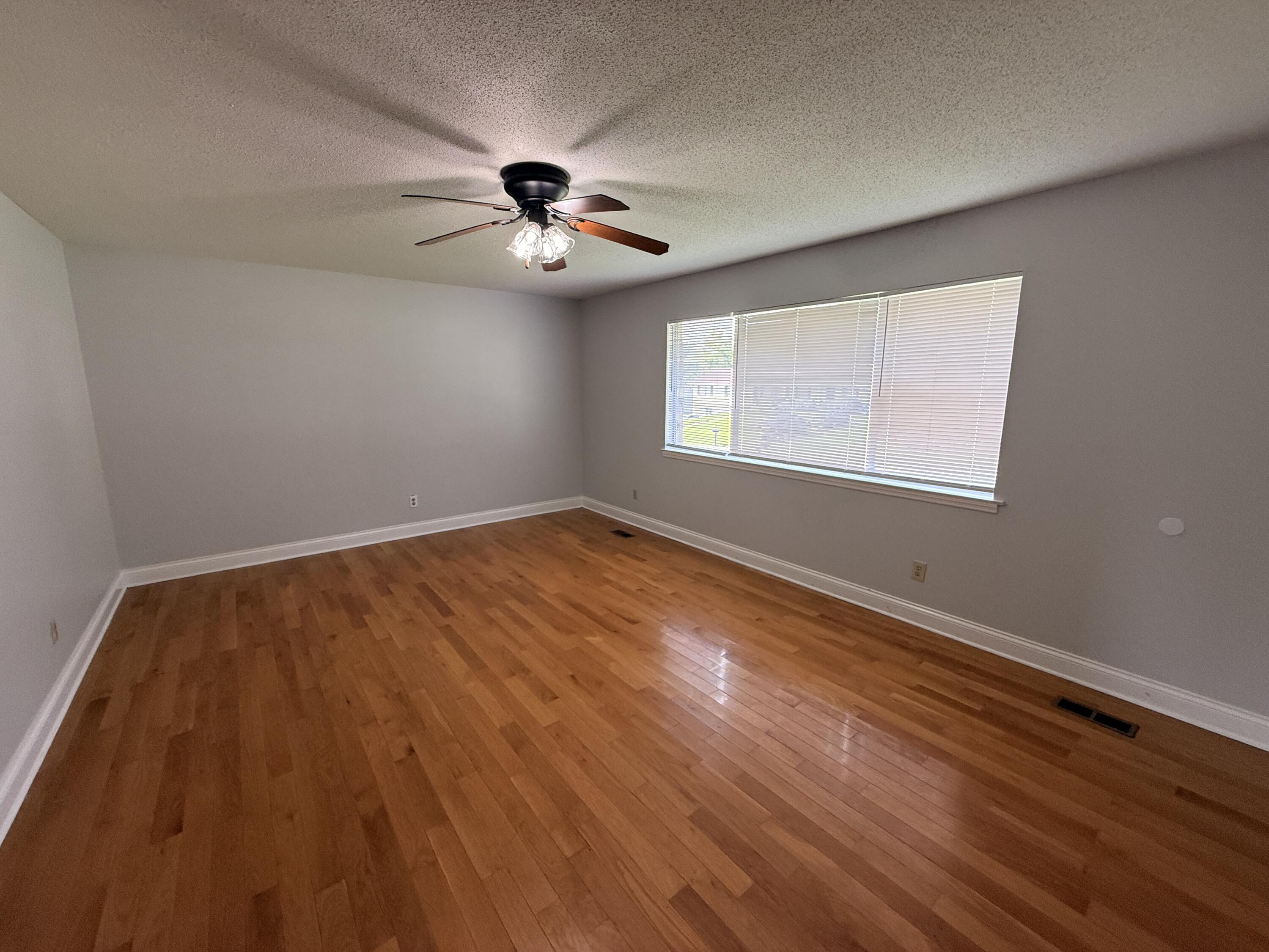 7156 Holland Lane Property Photo 2
