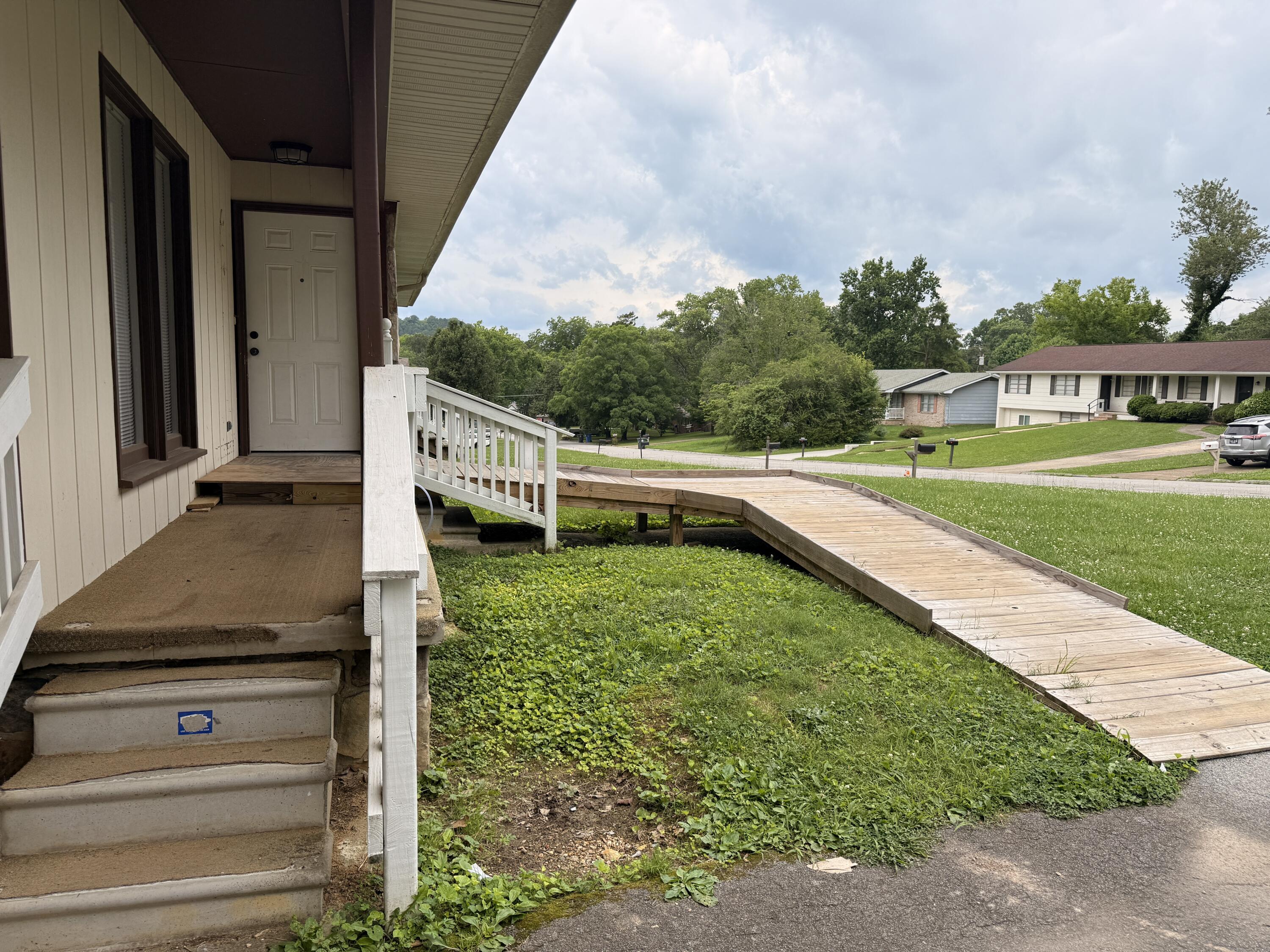 7156 Holland Lane Property Photo 14