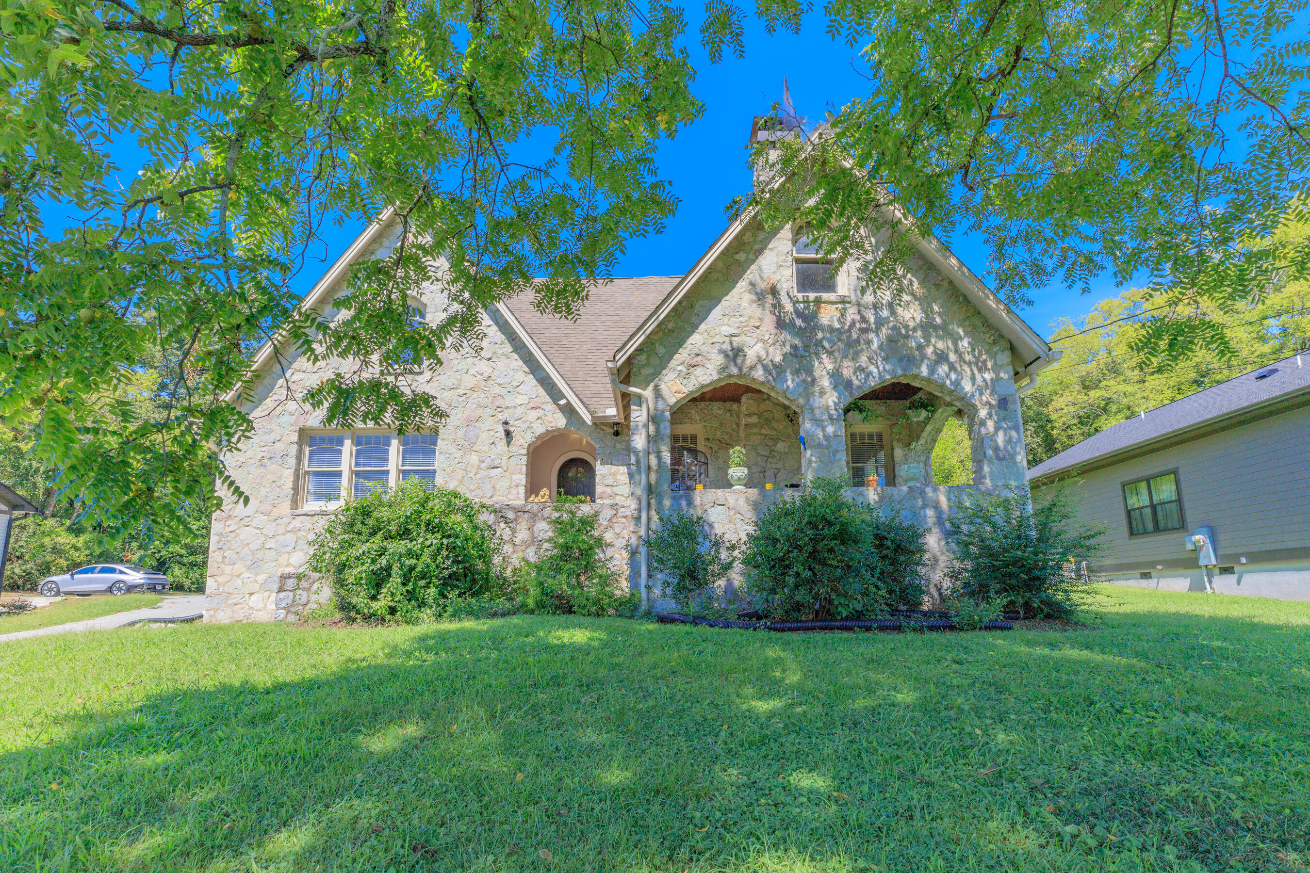 311 N Germantown Road Property Photo 1