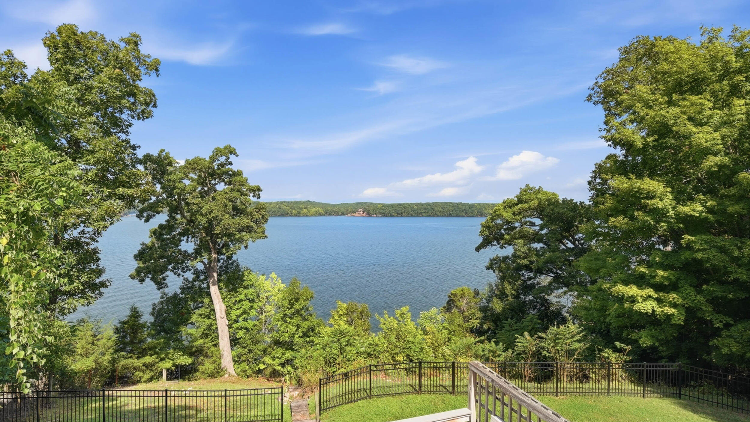14310 Bluffview Drive Property Photo 47