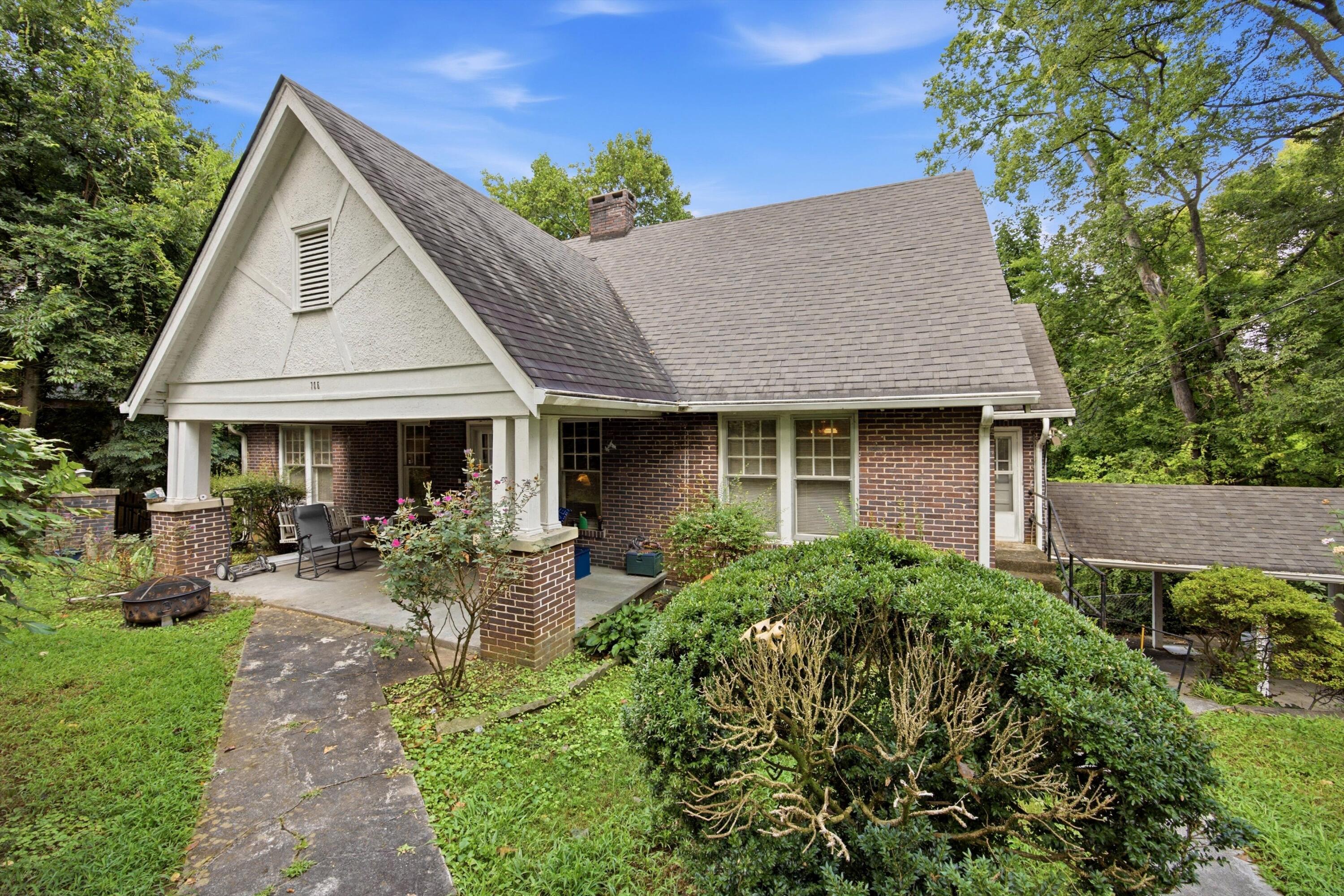 706 Mount Vernon Circle Property Photo 1