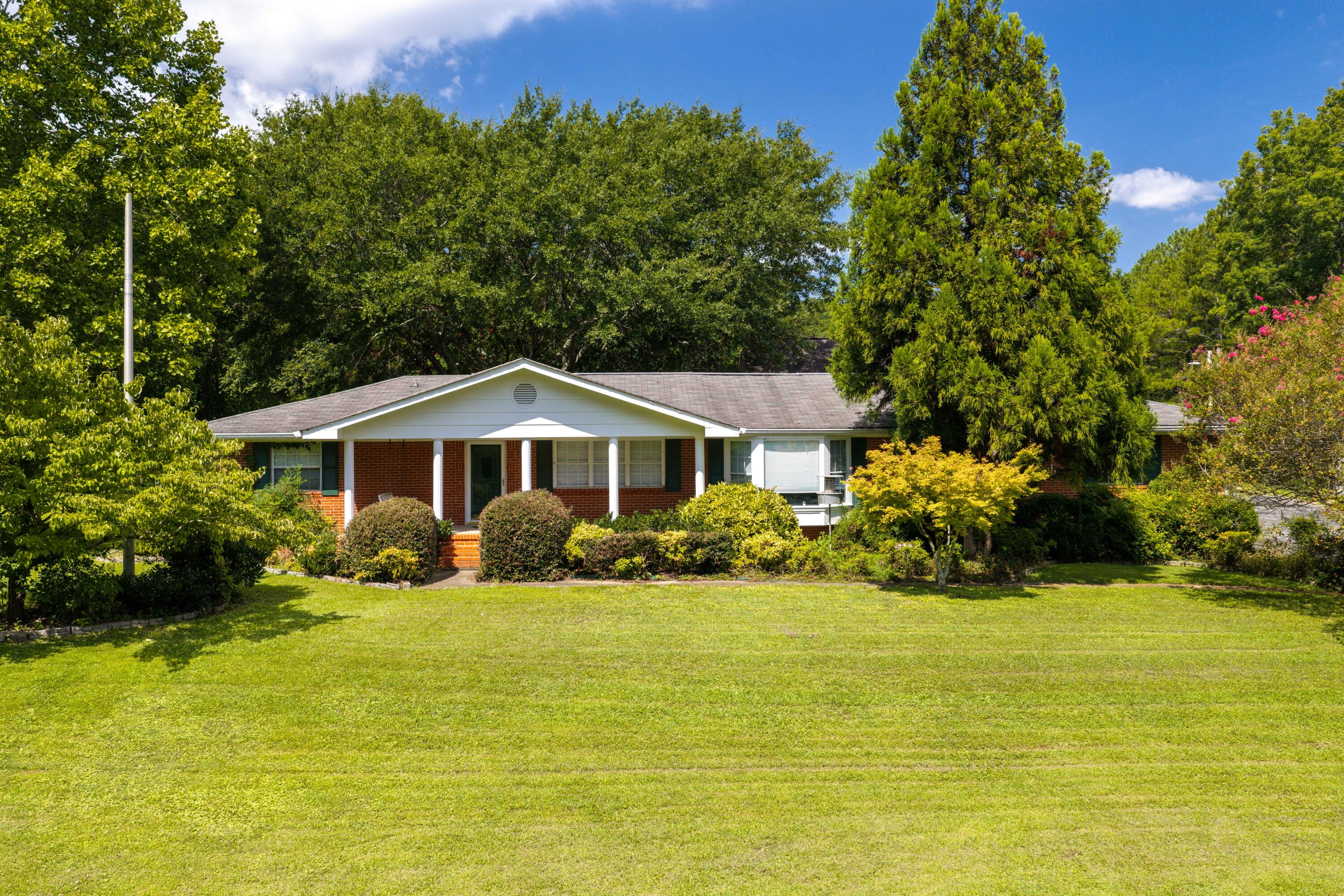 409 White Road Property Photo 1