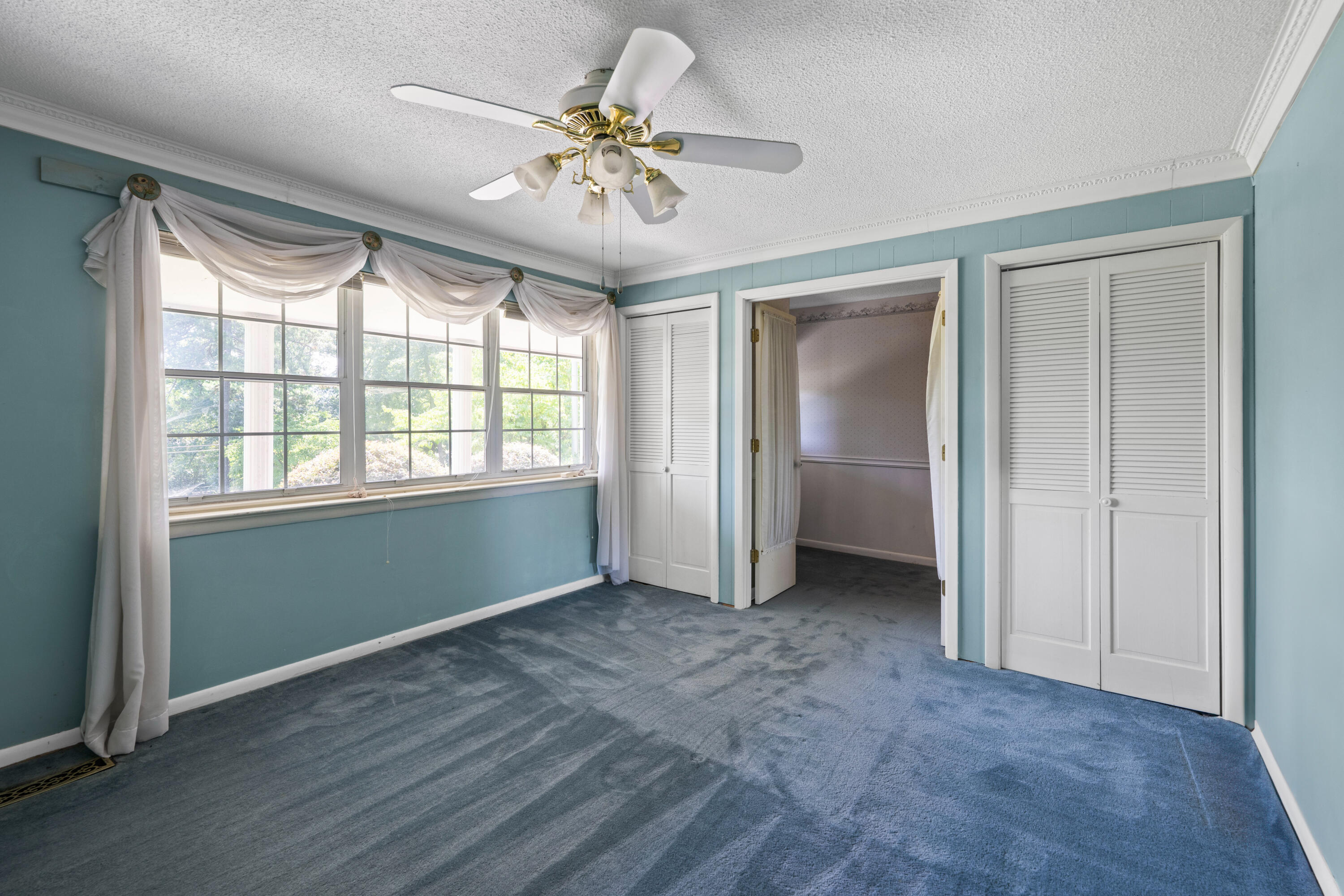 409 White Road Property Photo 19