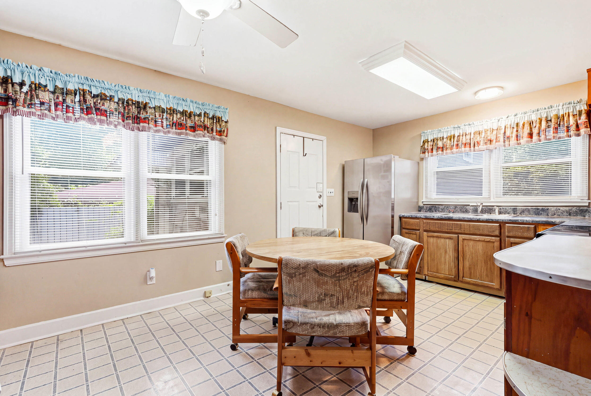 9439 E Brainerd Road Property Photo 14