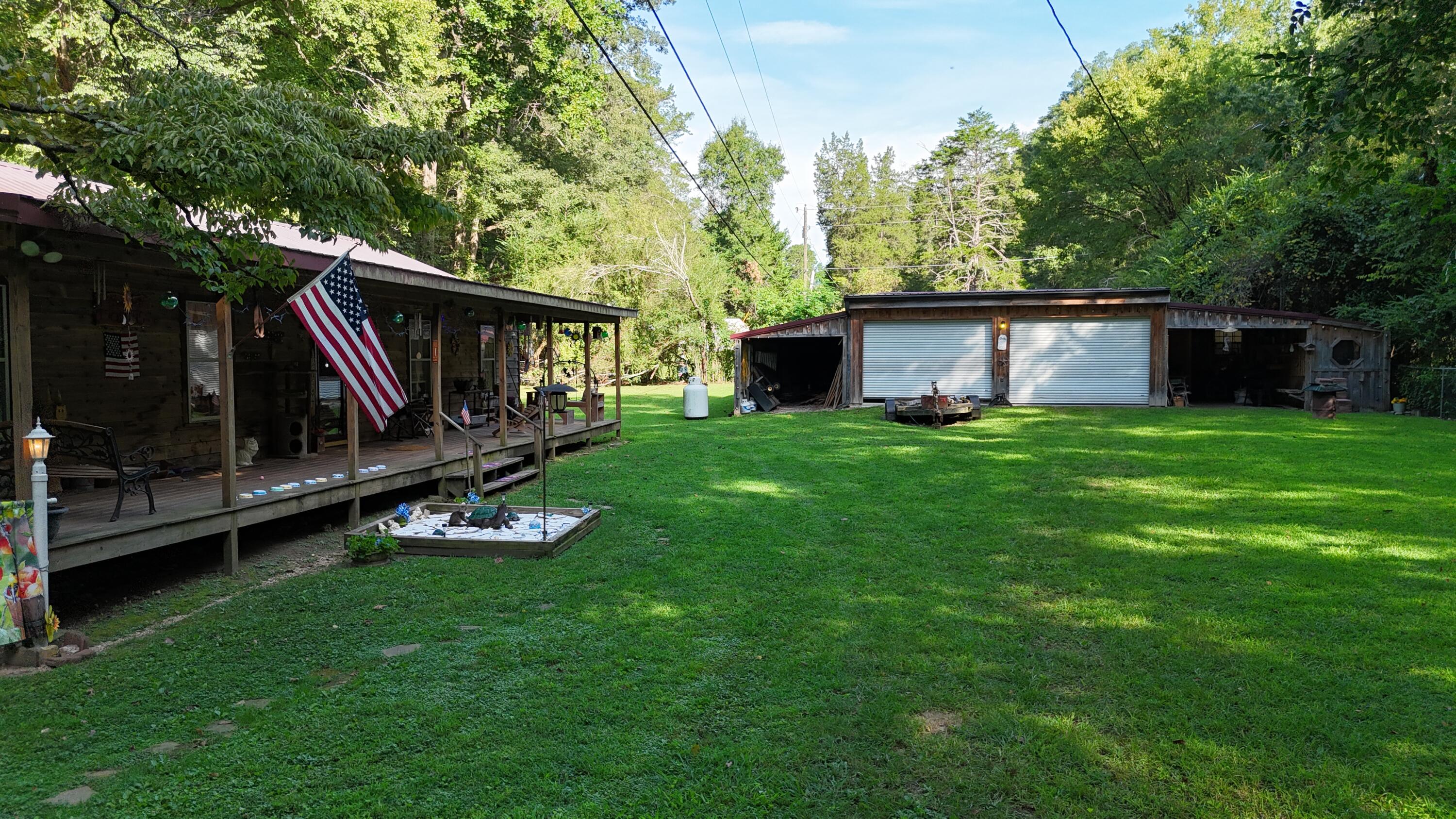 3238 Boss Road Property Photo 2