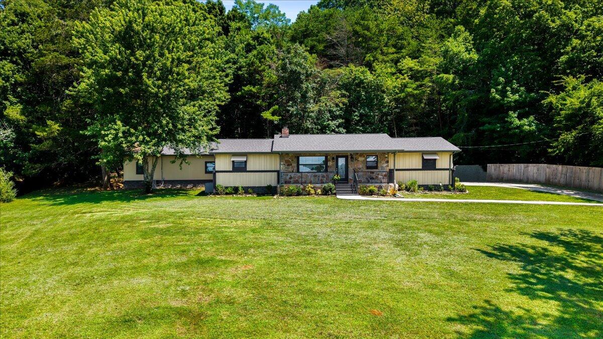 9815 E Brainerd Road Property Photo 1