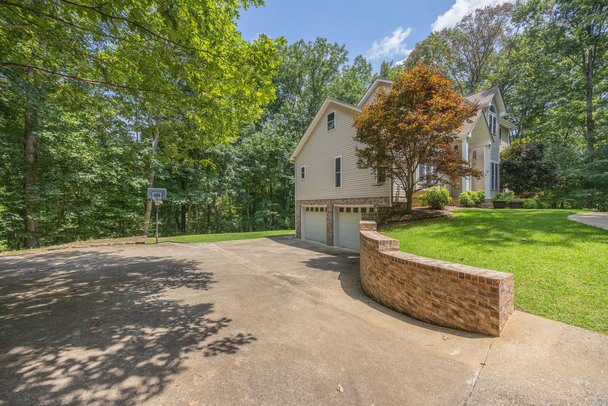 5021 Parkerson Road Property Photo 8