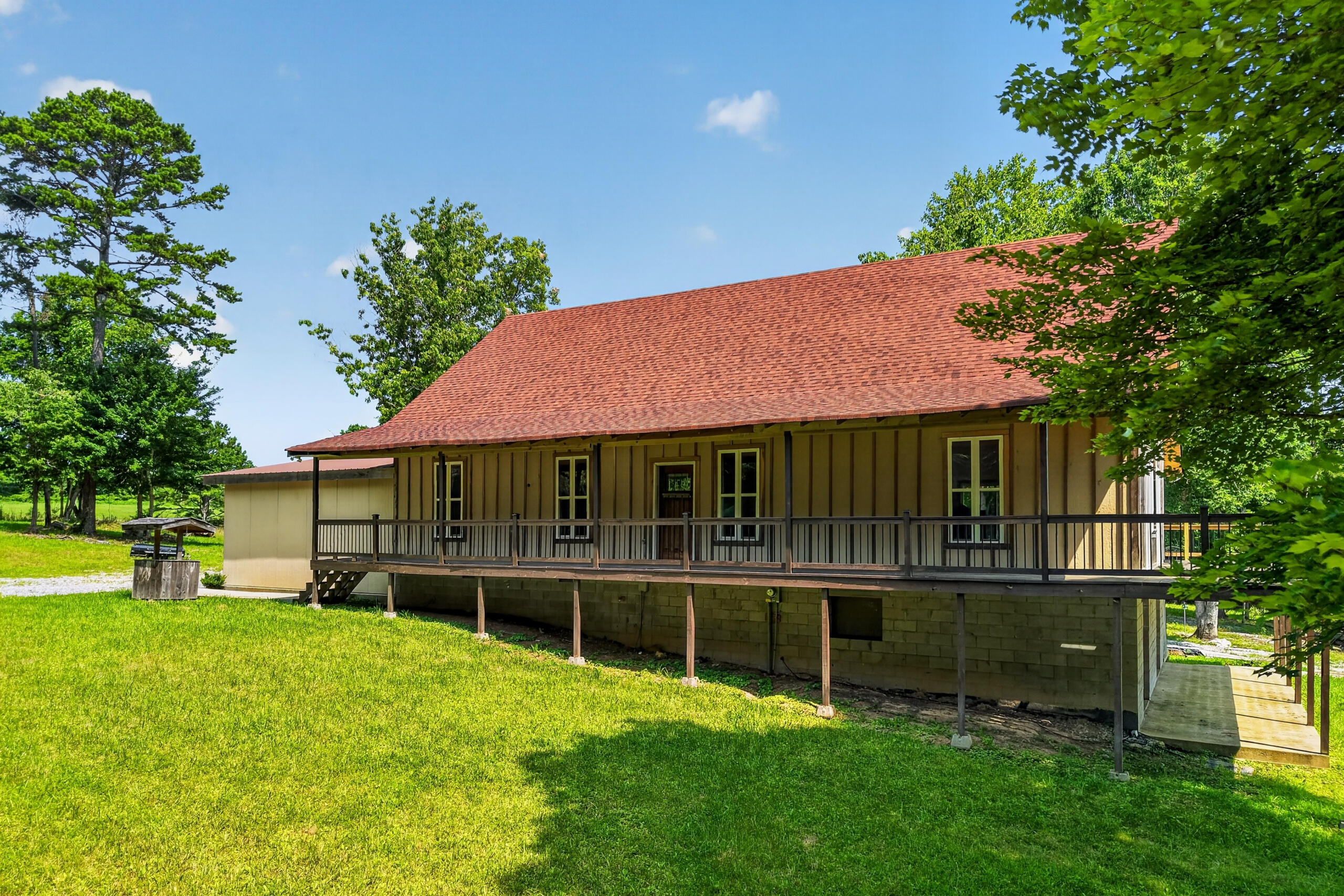 936 Stage Coach Road Property Photo 1