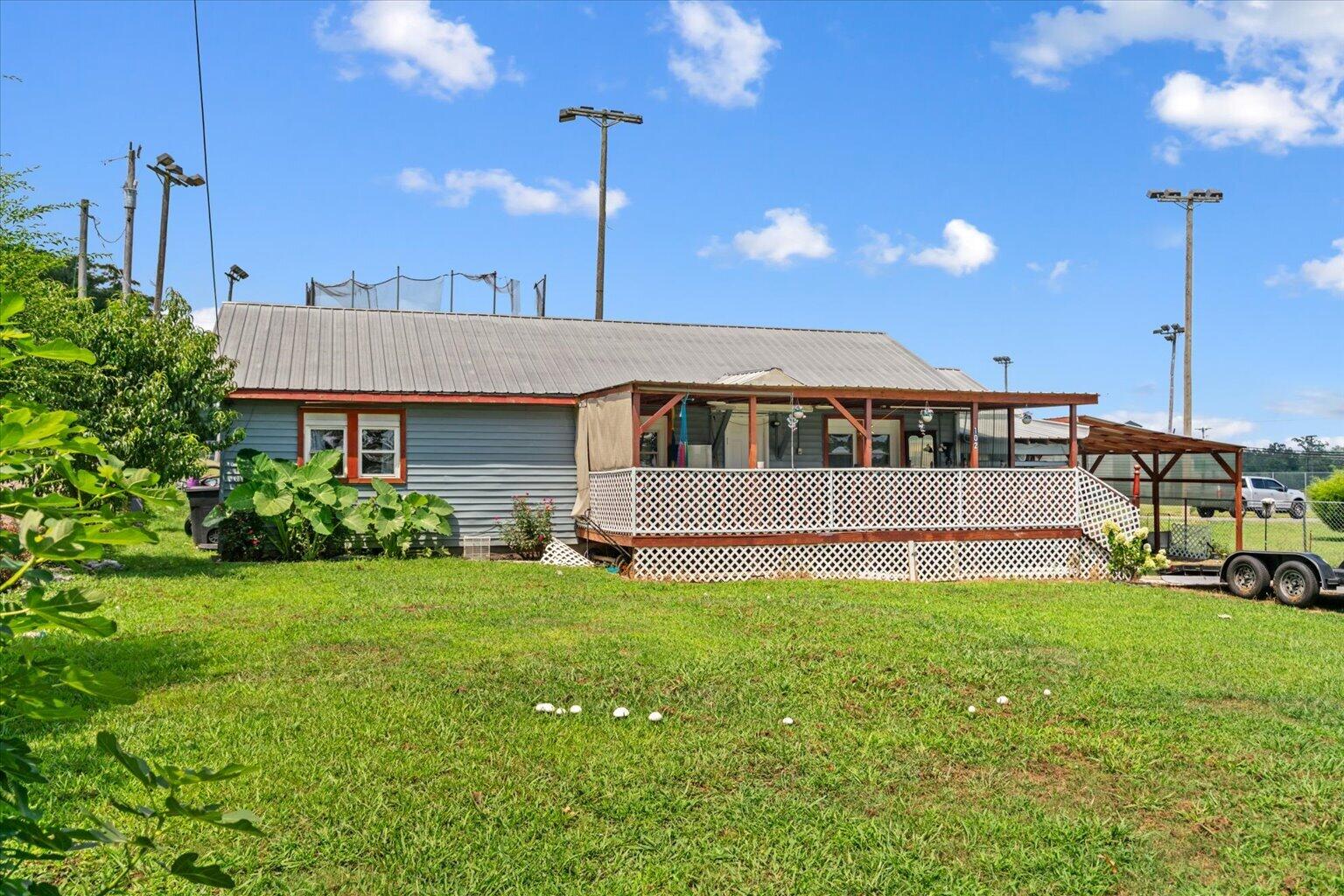 102 Glaze Drive Property Photo 6